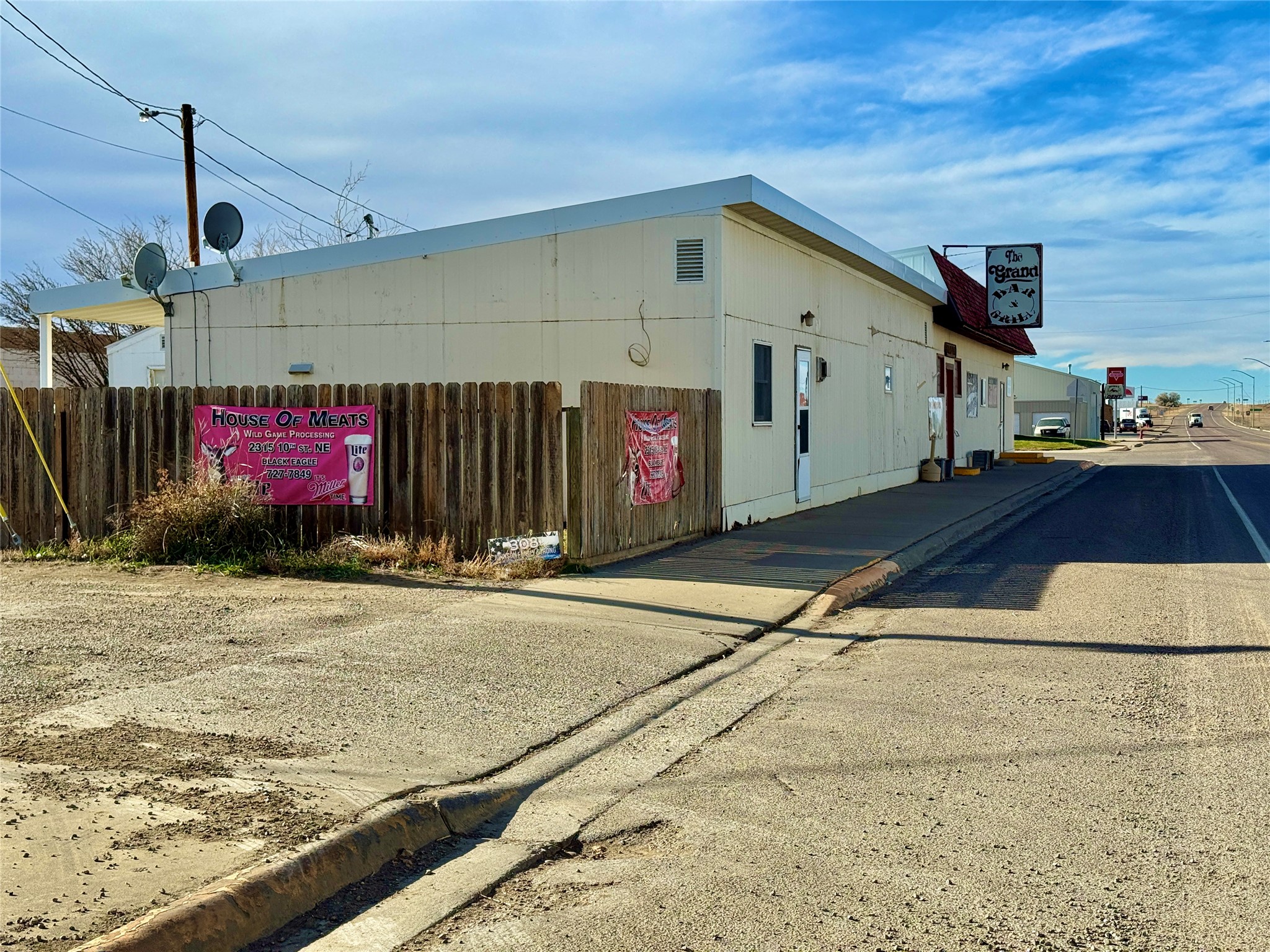 11 E Washington Avenue Property Photo 2