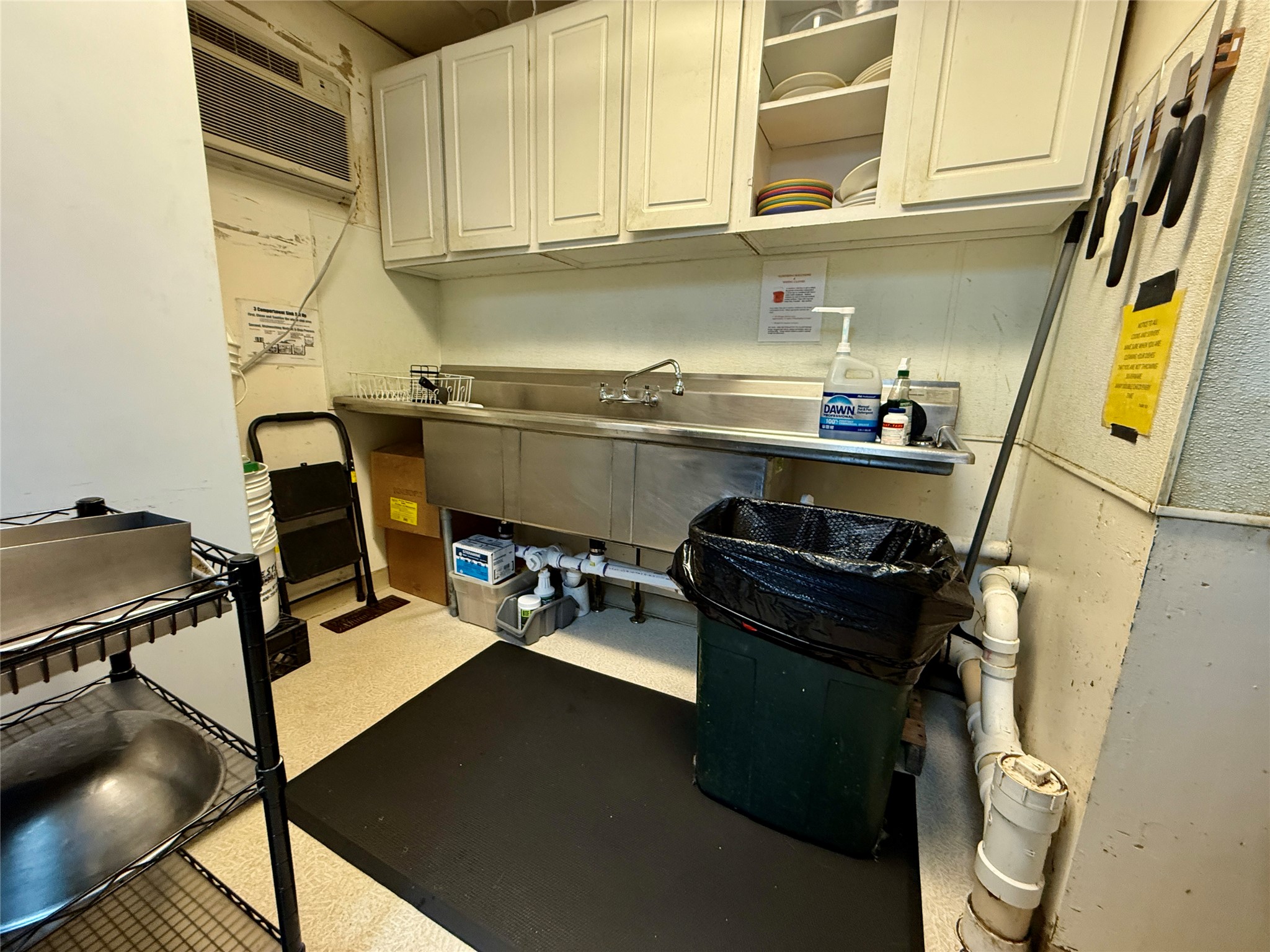 11 E Washington Avenue Property Photo 17