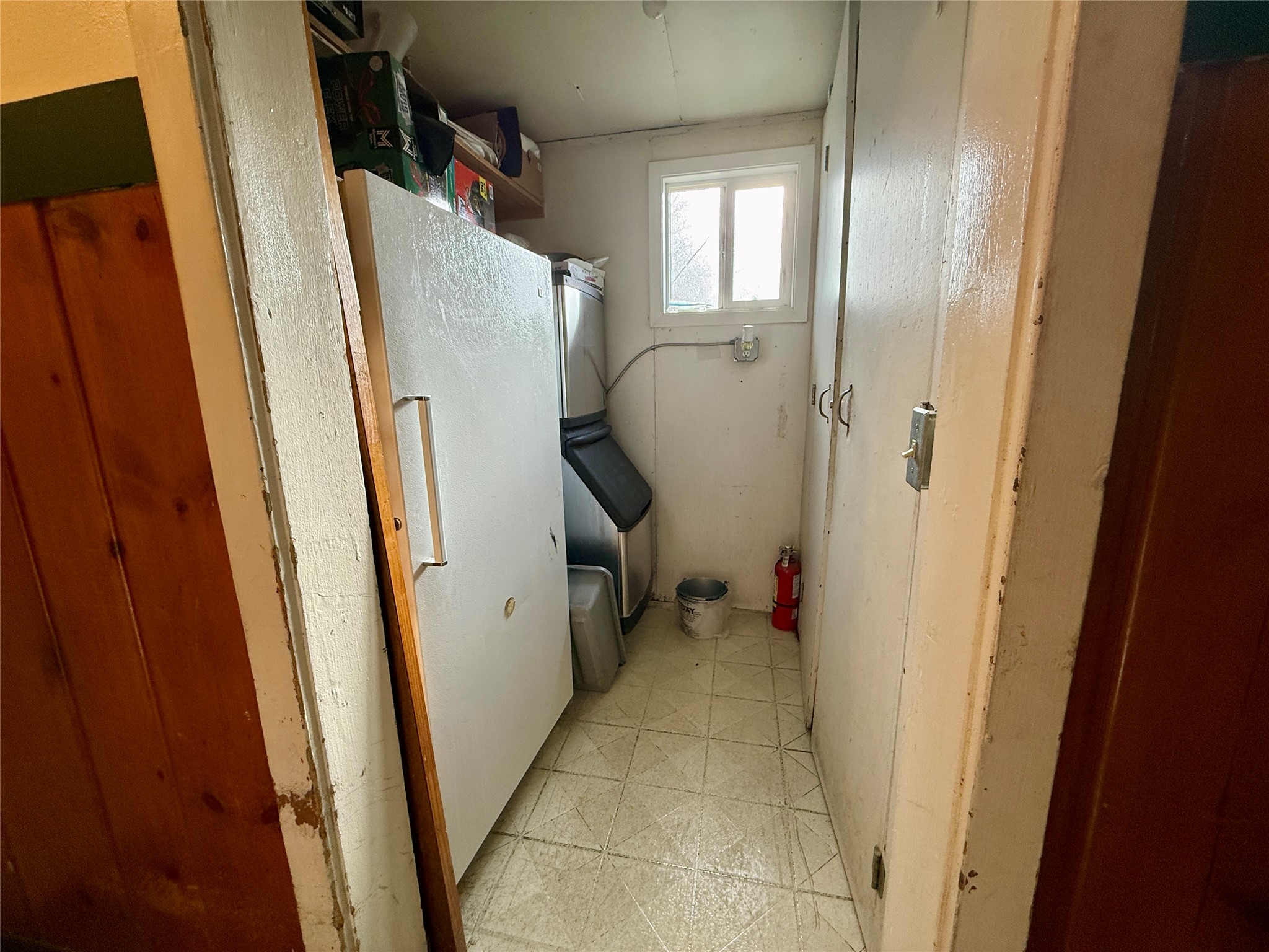 11 E Washington Avenue Property Photo 19