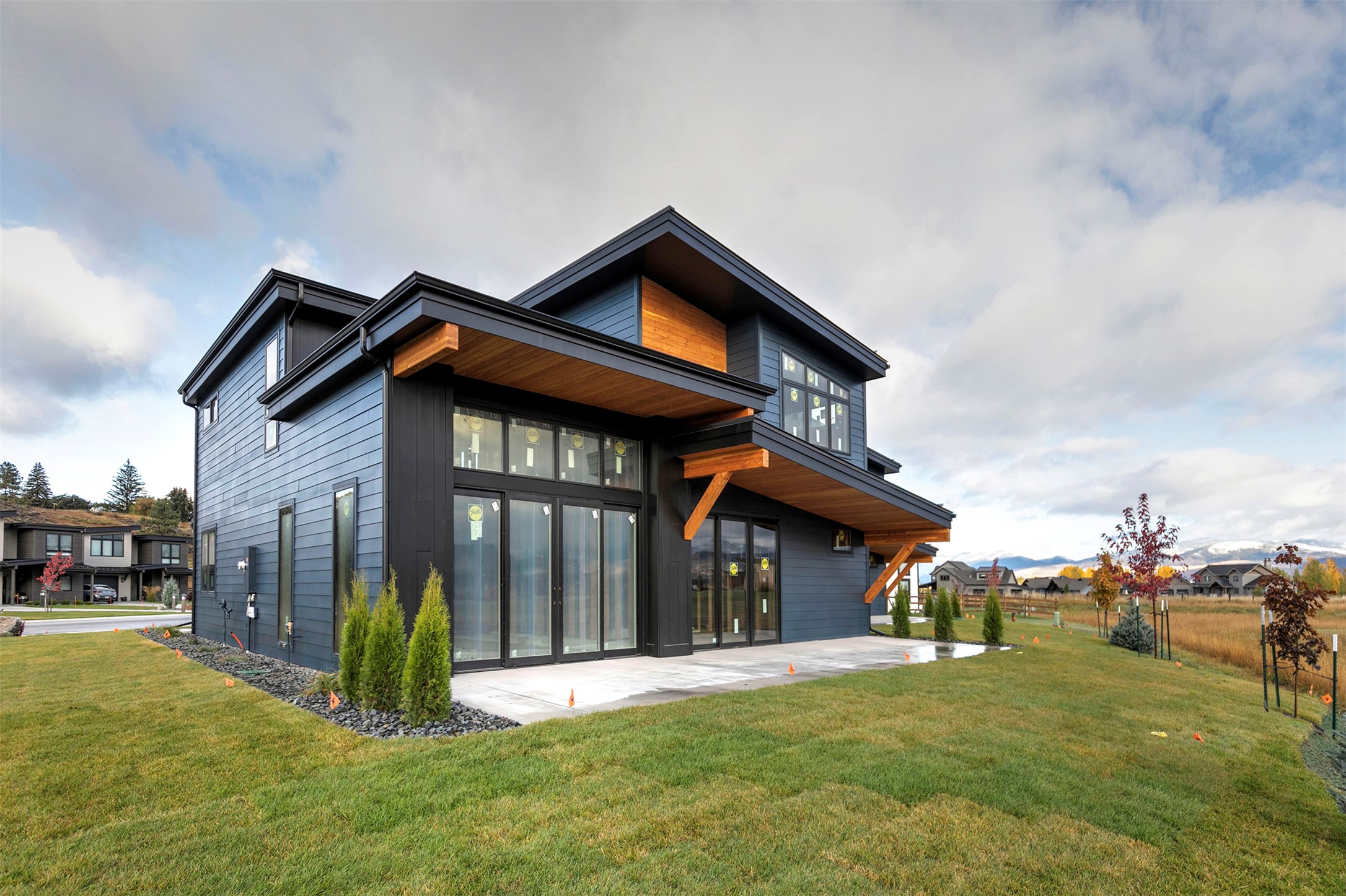 2414 Pale Evening Court Property Photo 1