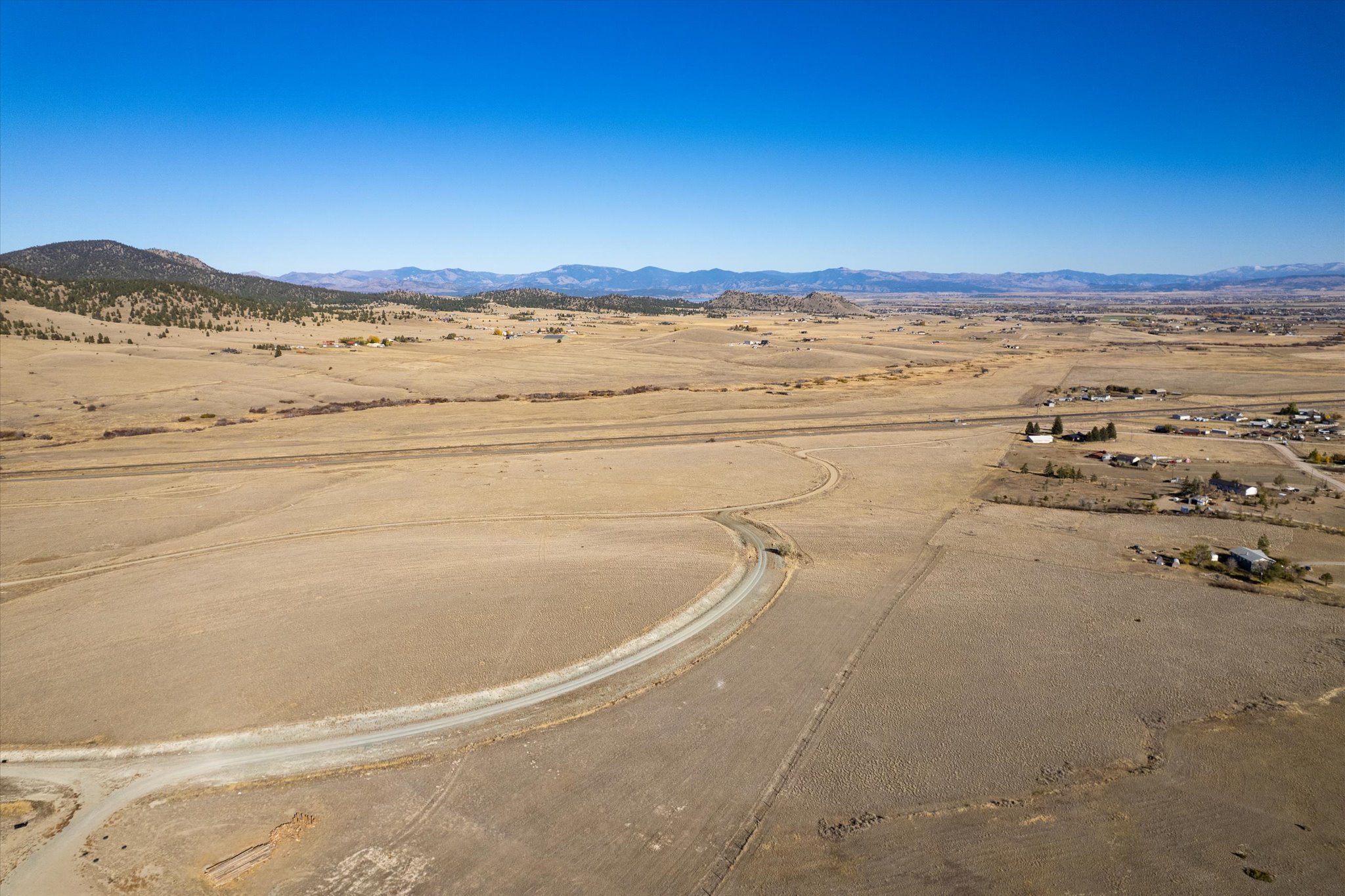 3925 Birdseye Road Property Photo 3