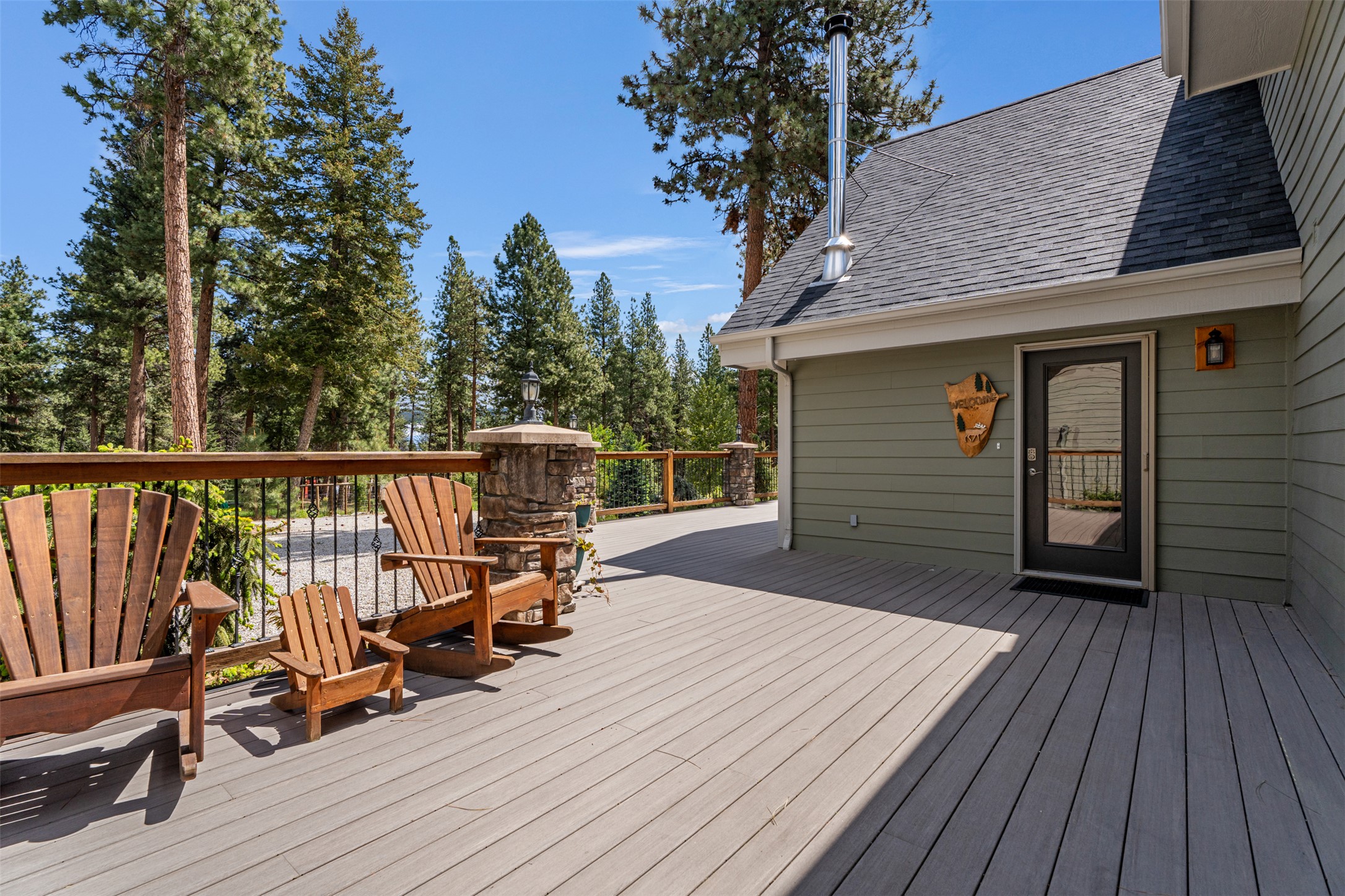 895 W Cow Creek Road Property Photo 2