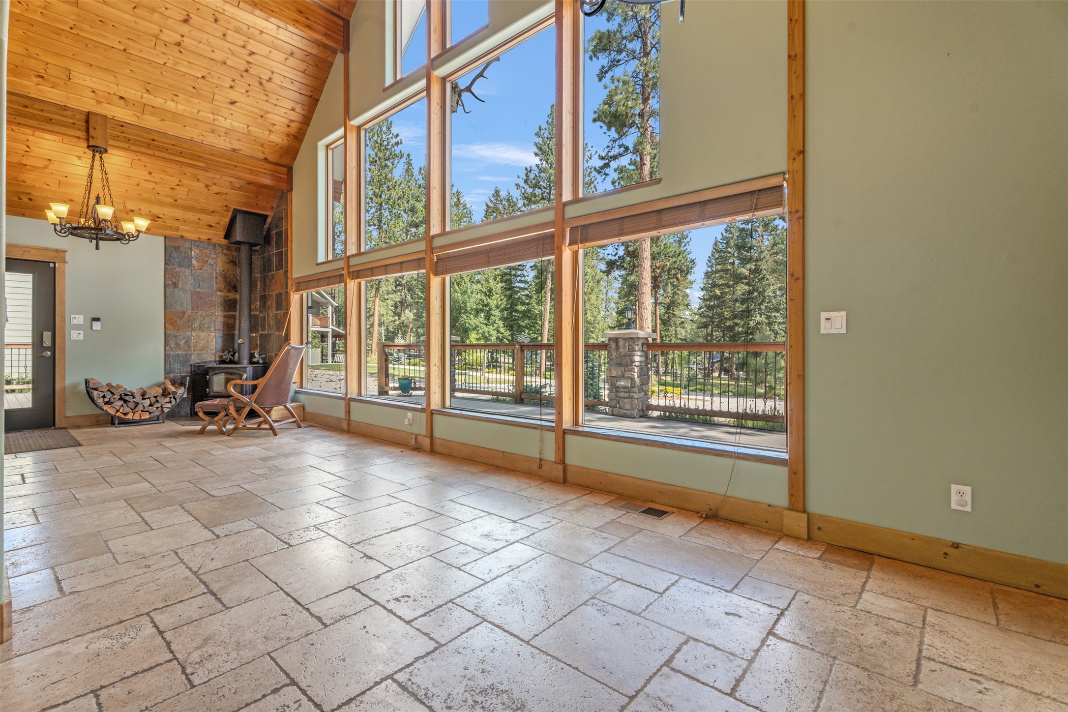 895 W Cow Creek Road Property Photo 7