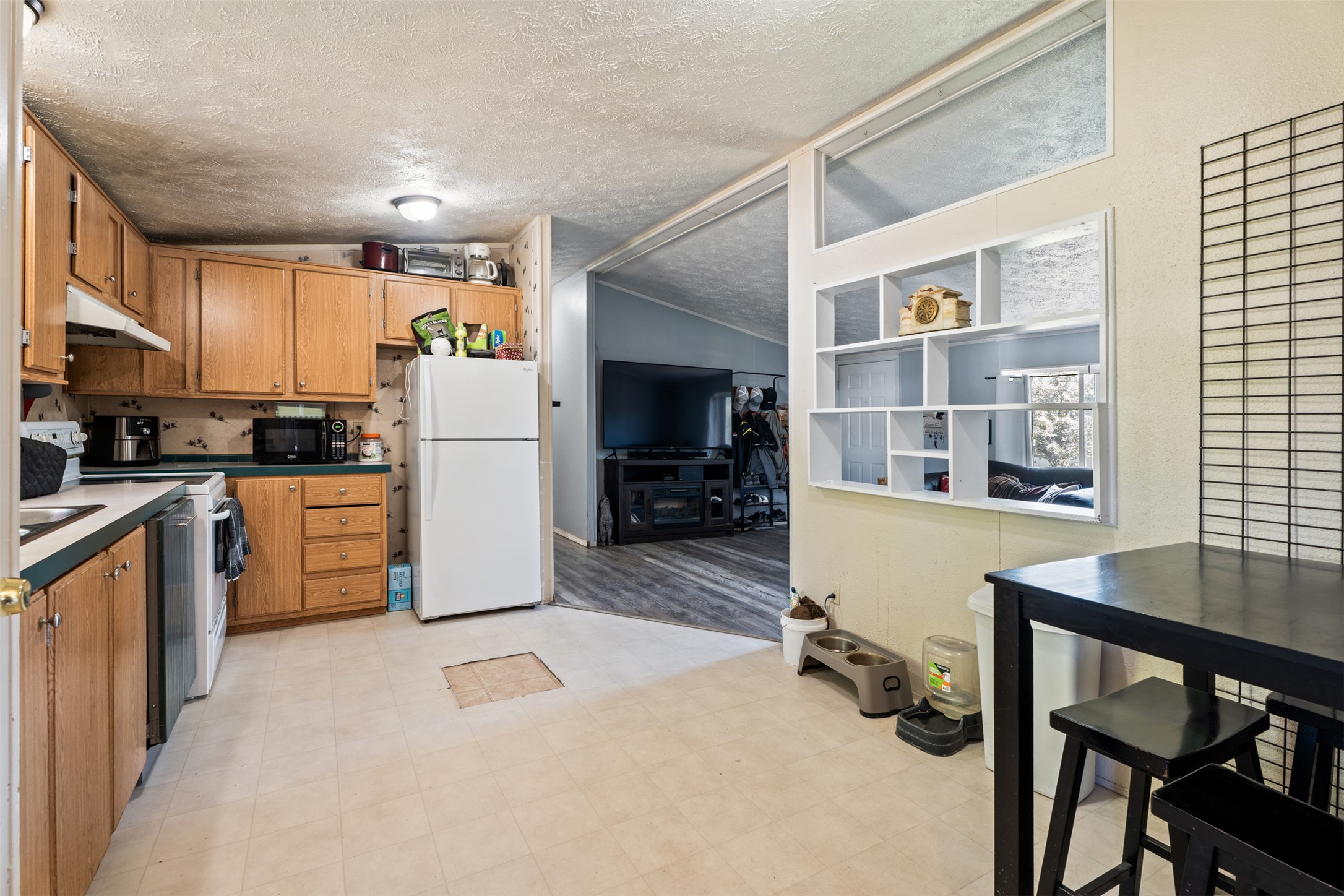 14855 Reece Court Property Photo 7