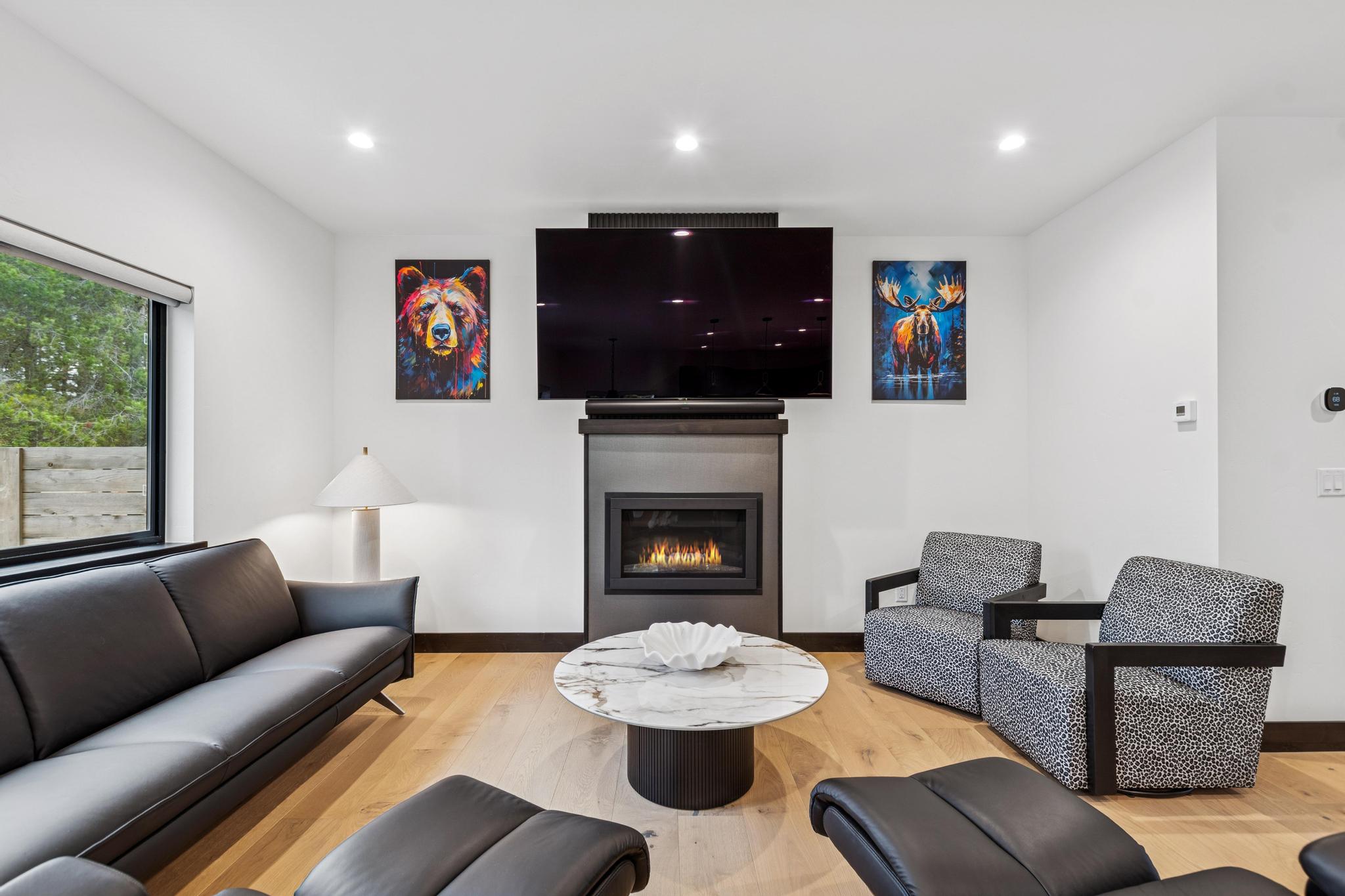 122 Karrow Avenue A Property Photo 3