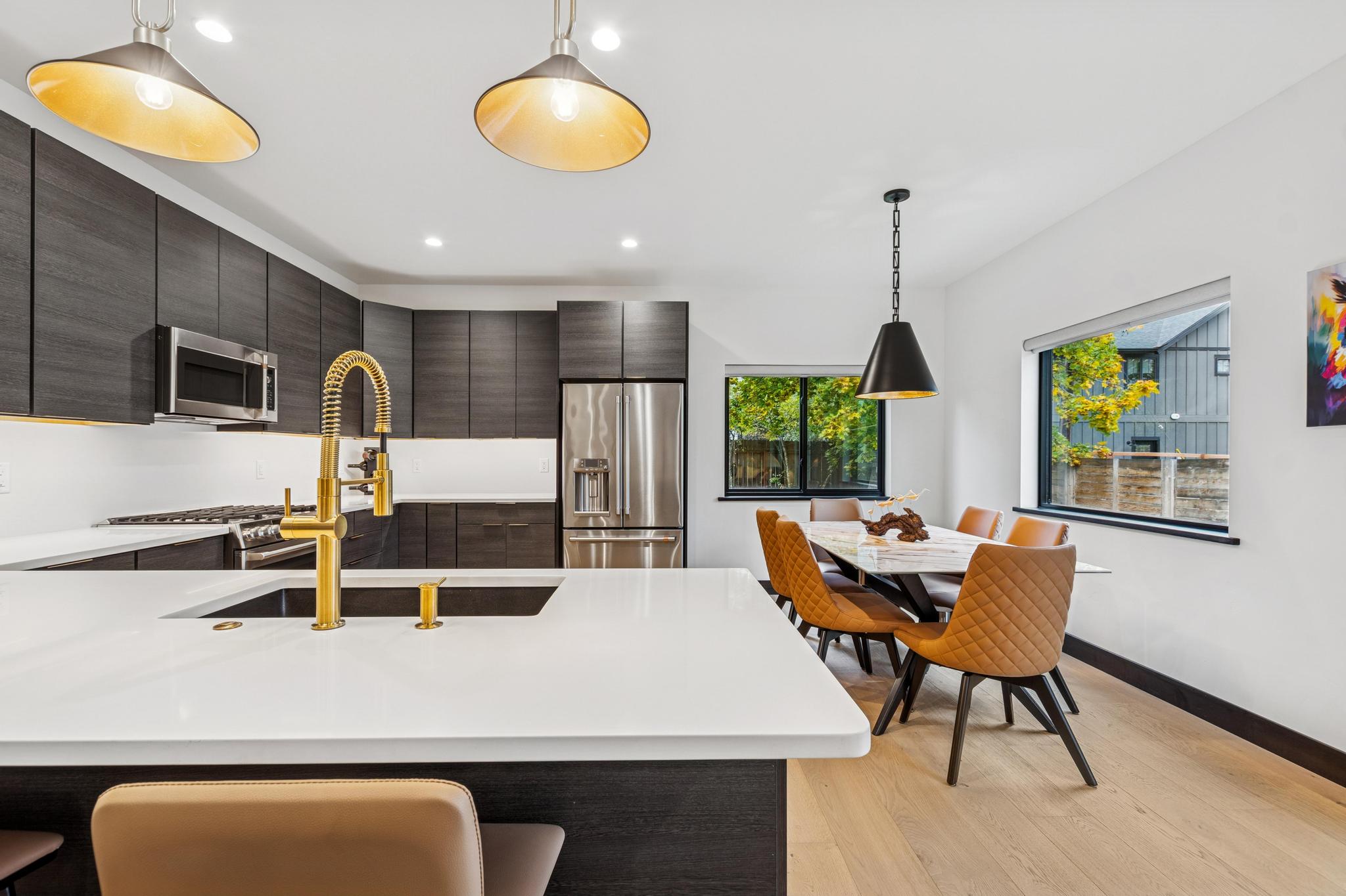 122 Karrow Avenue A Property Photo 5