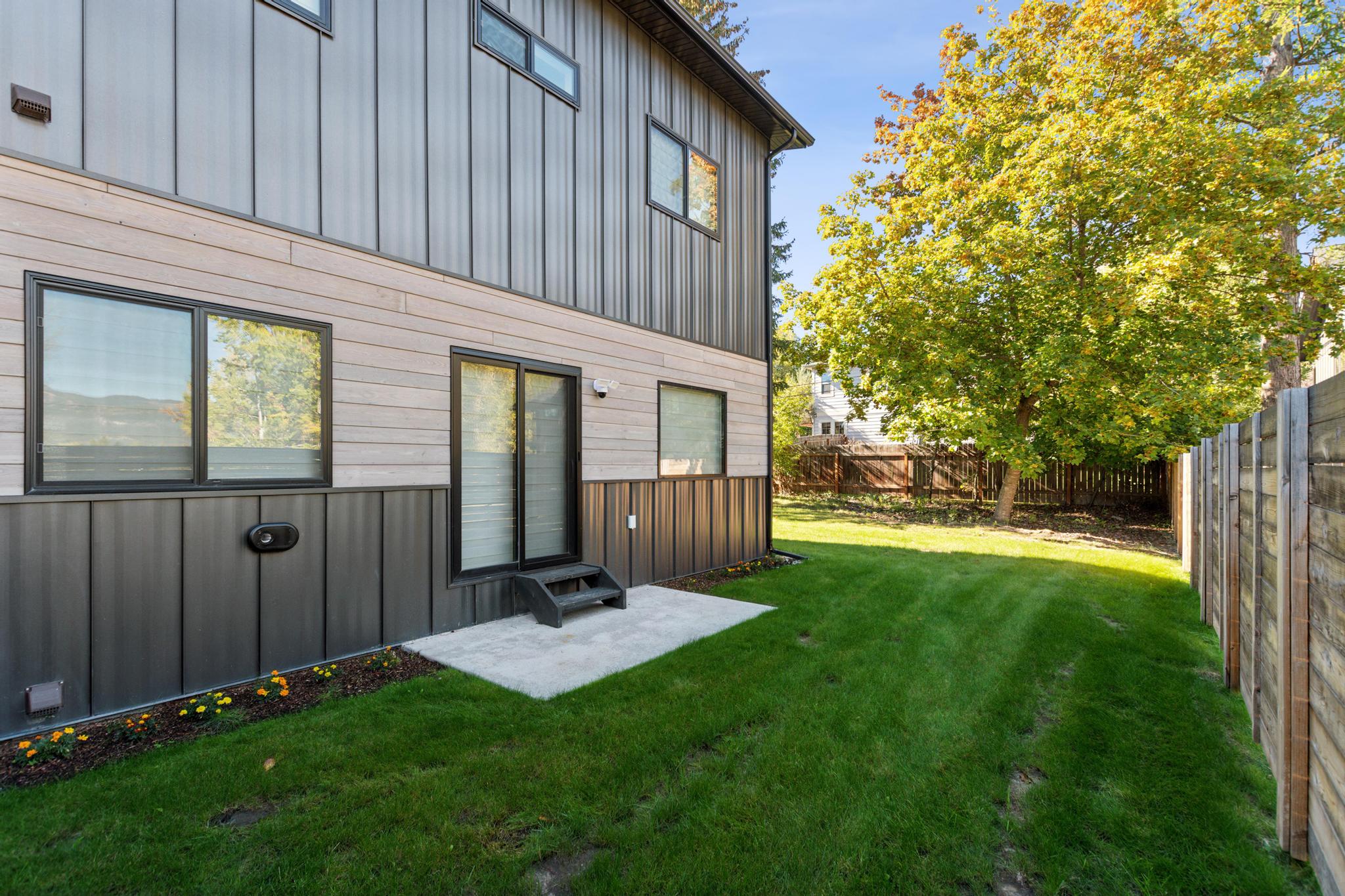 122 Karrow Avenue A Property Photo 26