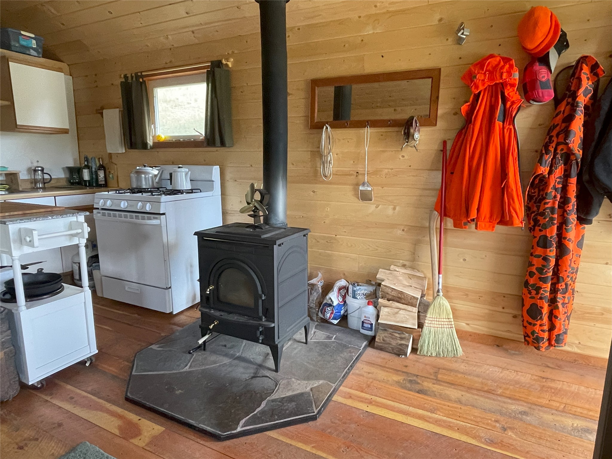 Nhn Bishop Creek Road Property Photo 12