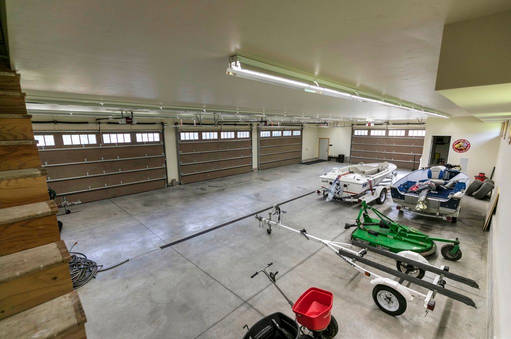 30060189 Property Photo 9