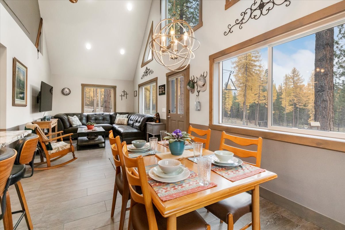 1537 Pomeroy Trail Property Photo 8