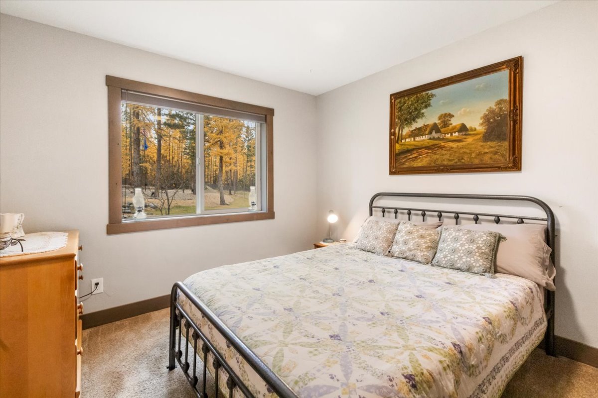 1537 Pomeroy Trail Property Photo 15