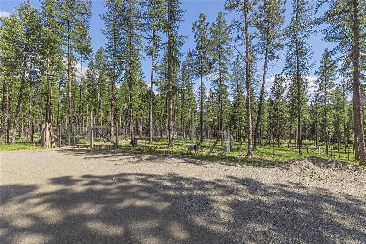 1537 Pomeroy Trail Property Photo 54