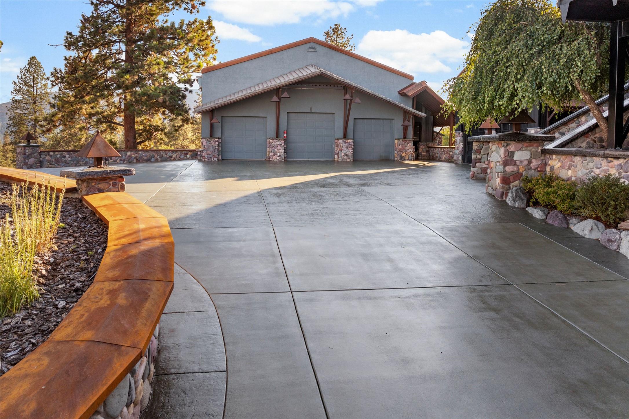 11775 Horseback Ridge Road Property Photo 5