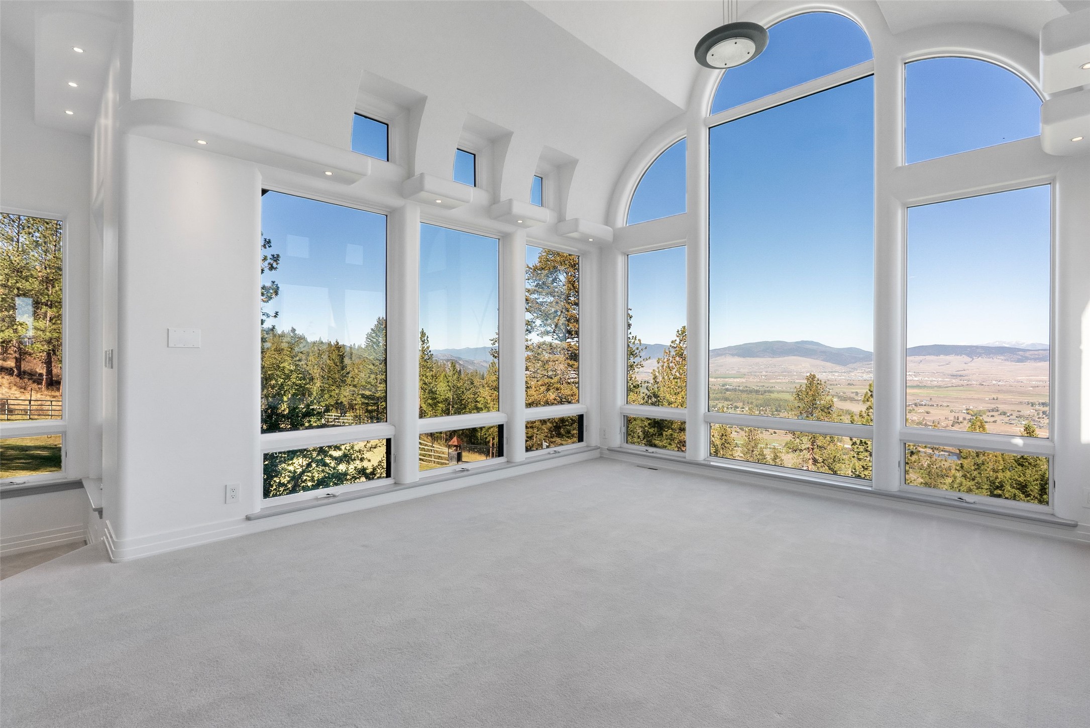 11775 Horseback Ridge Road Property Photo 14