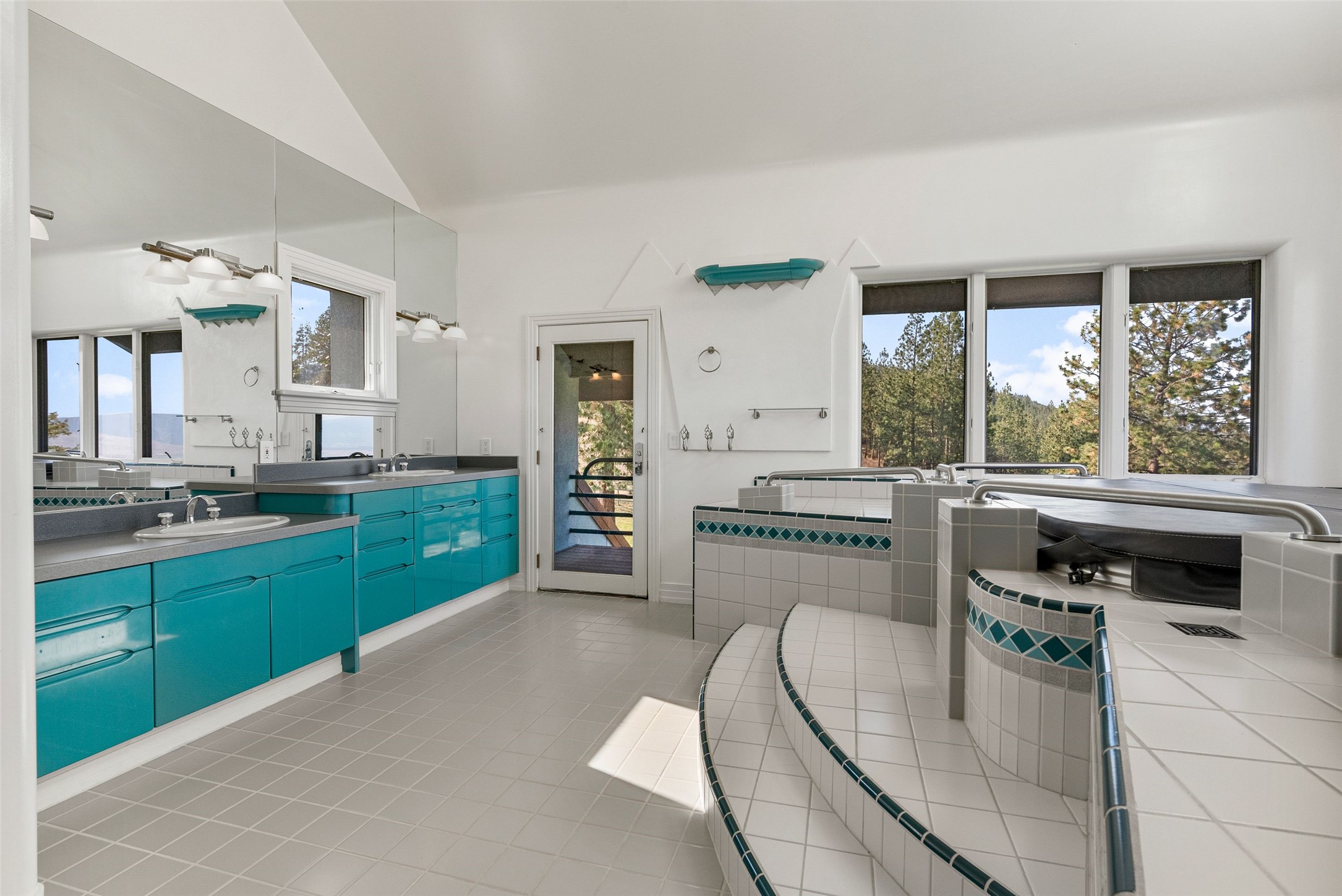 11775 Horseback Ridge Road Property Photo 31