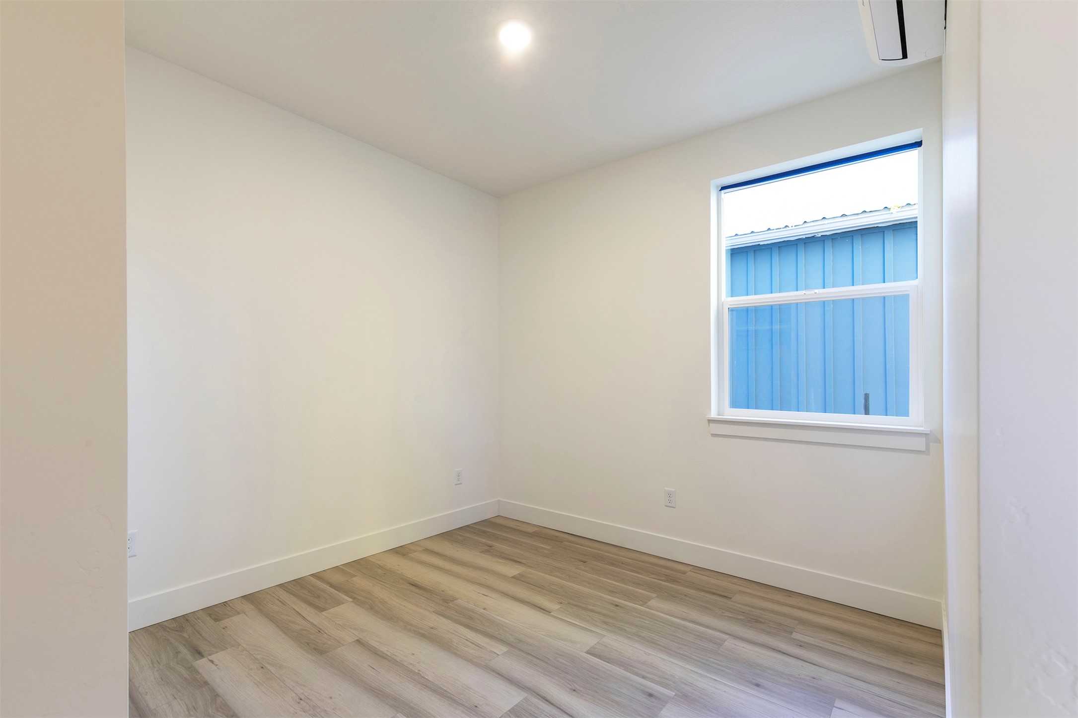 920 Cooley Street C Property Photo 20