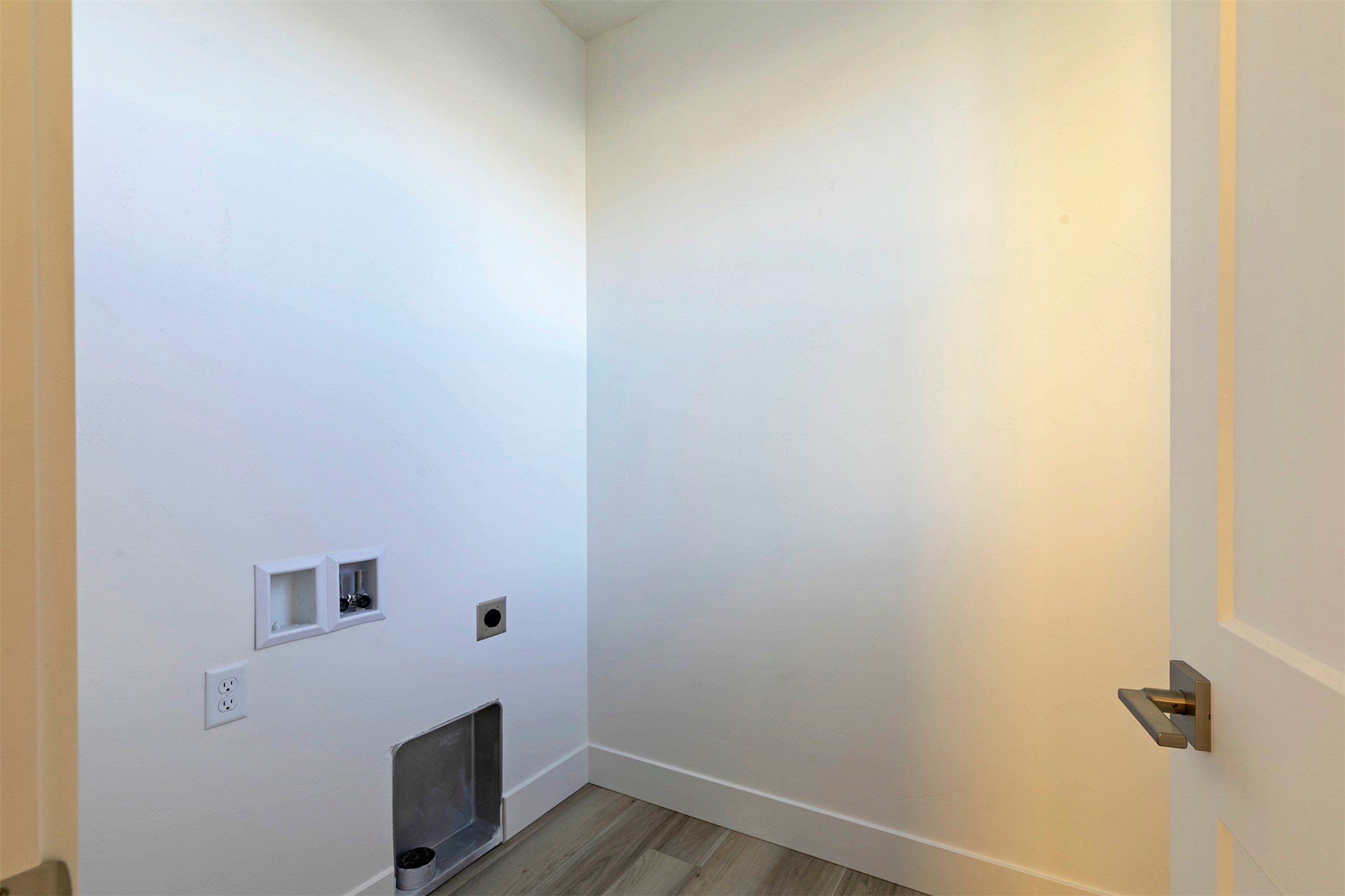 920 Cooley Street C Property Photo 24