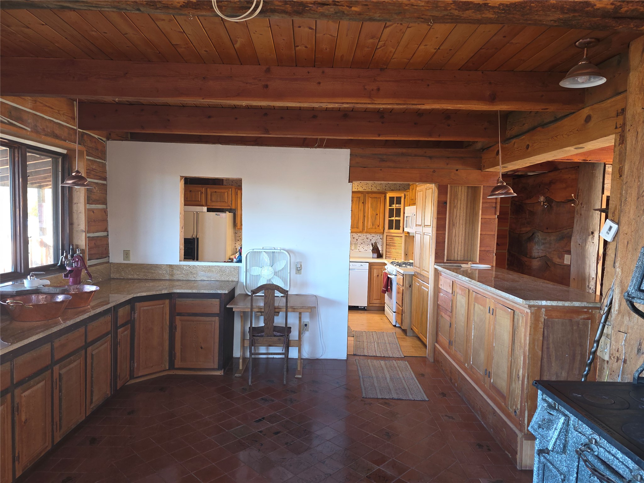 2326 Middle Bear Creek Road Property Photo 11