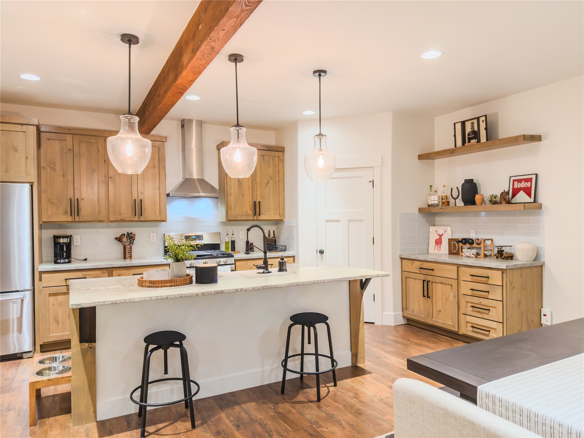 717 Icehouse Road Property Photo 4