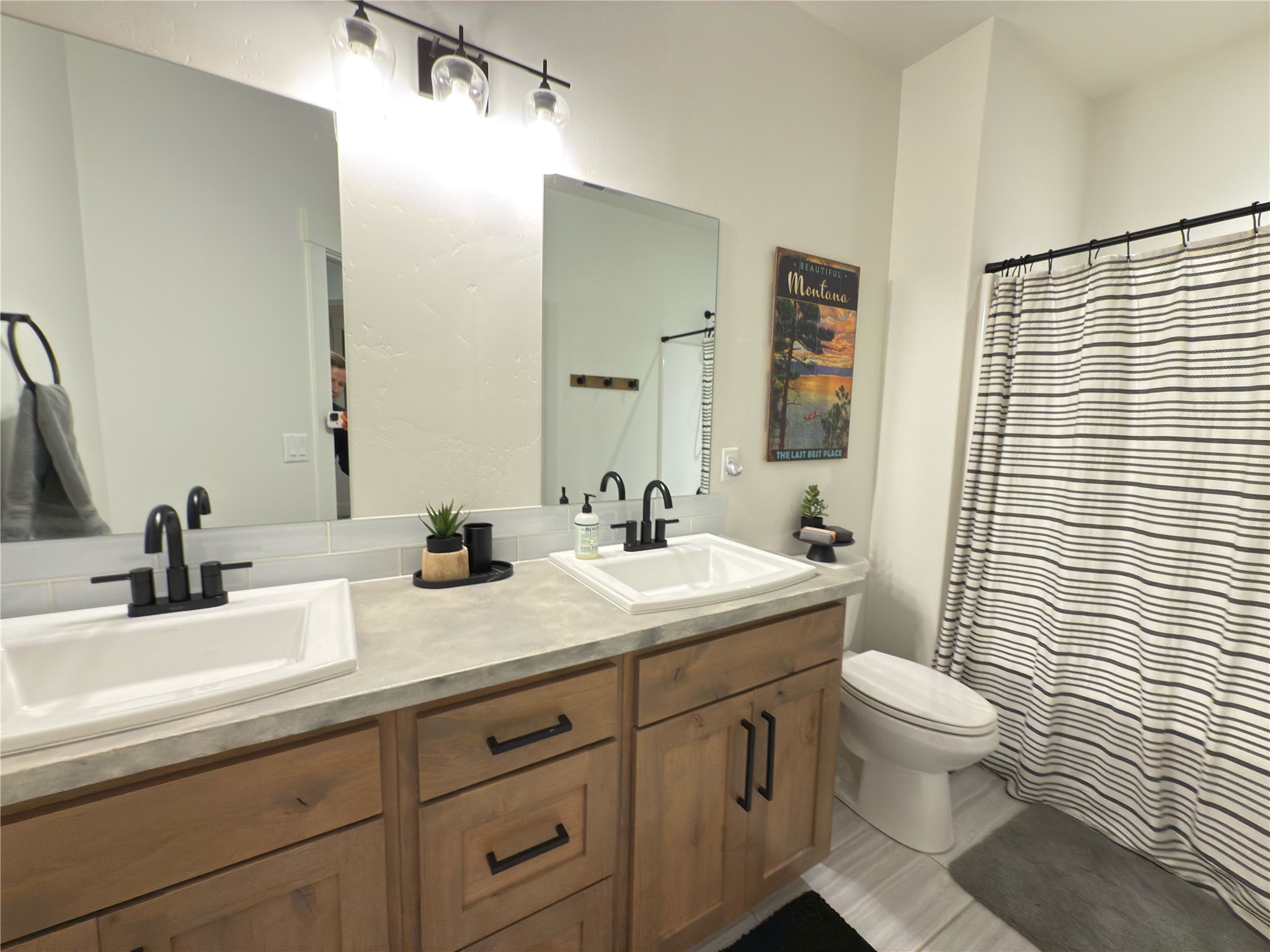 717 Icehouse Road Property Photo 22