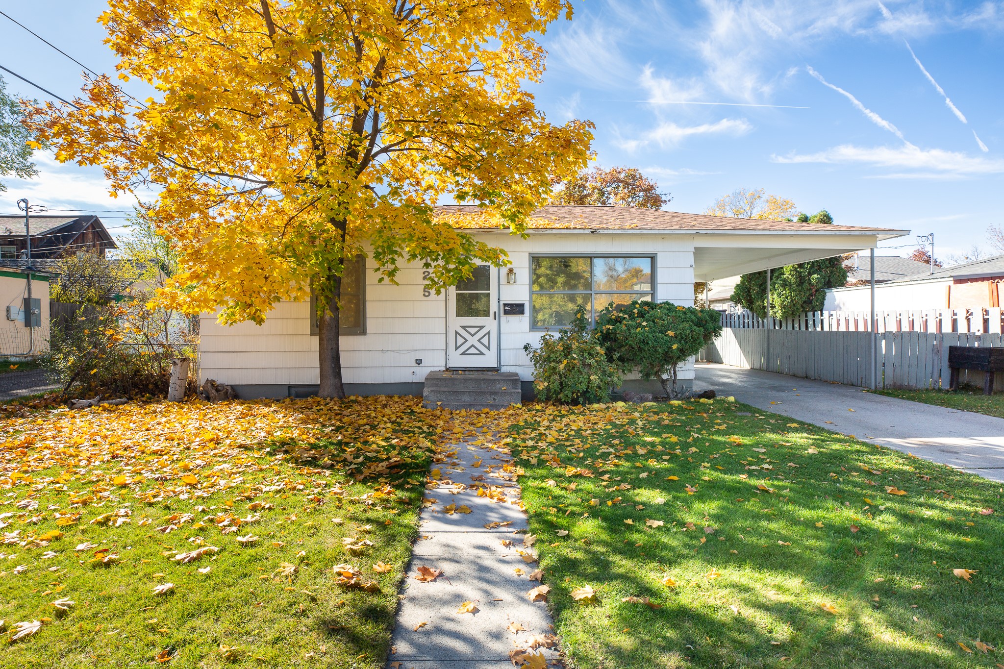 125 W Franklin Street Property Photo 1