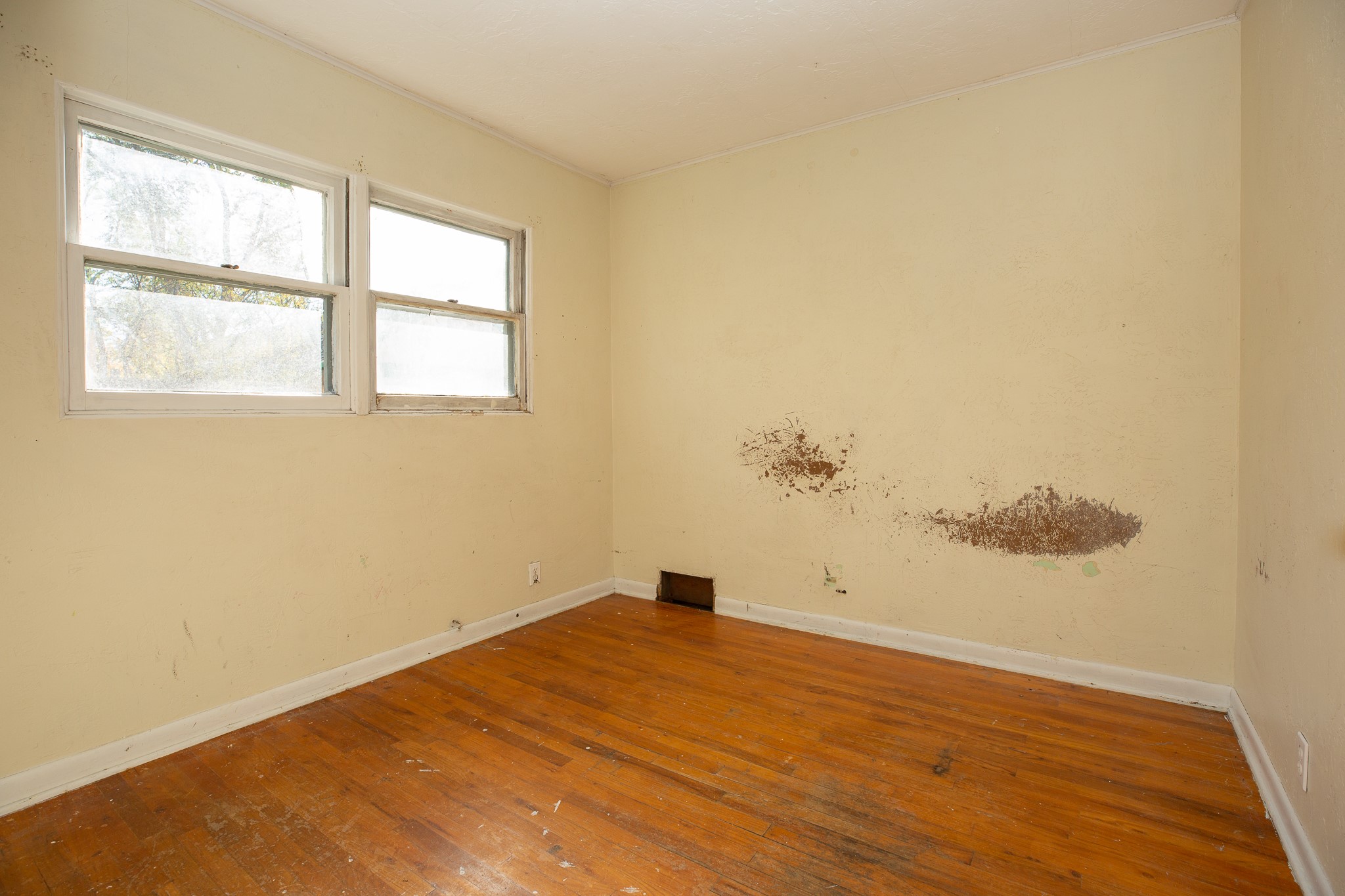 125 W Franklin Street Property Photo 18