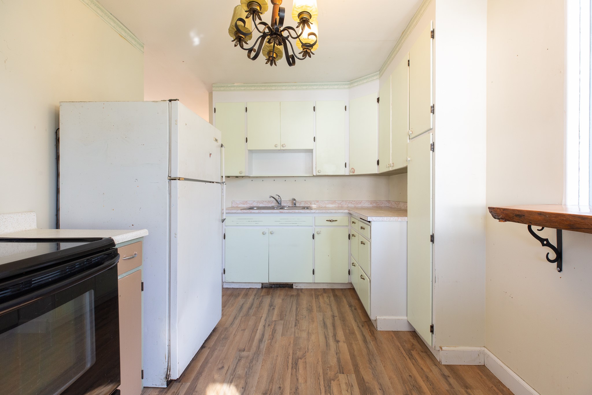 125 W Franklin Street Property Photo 26