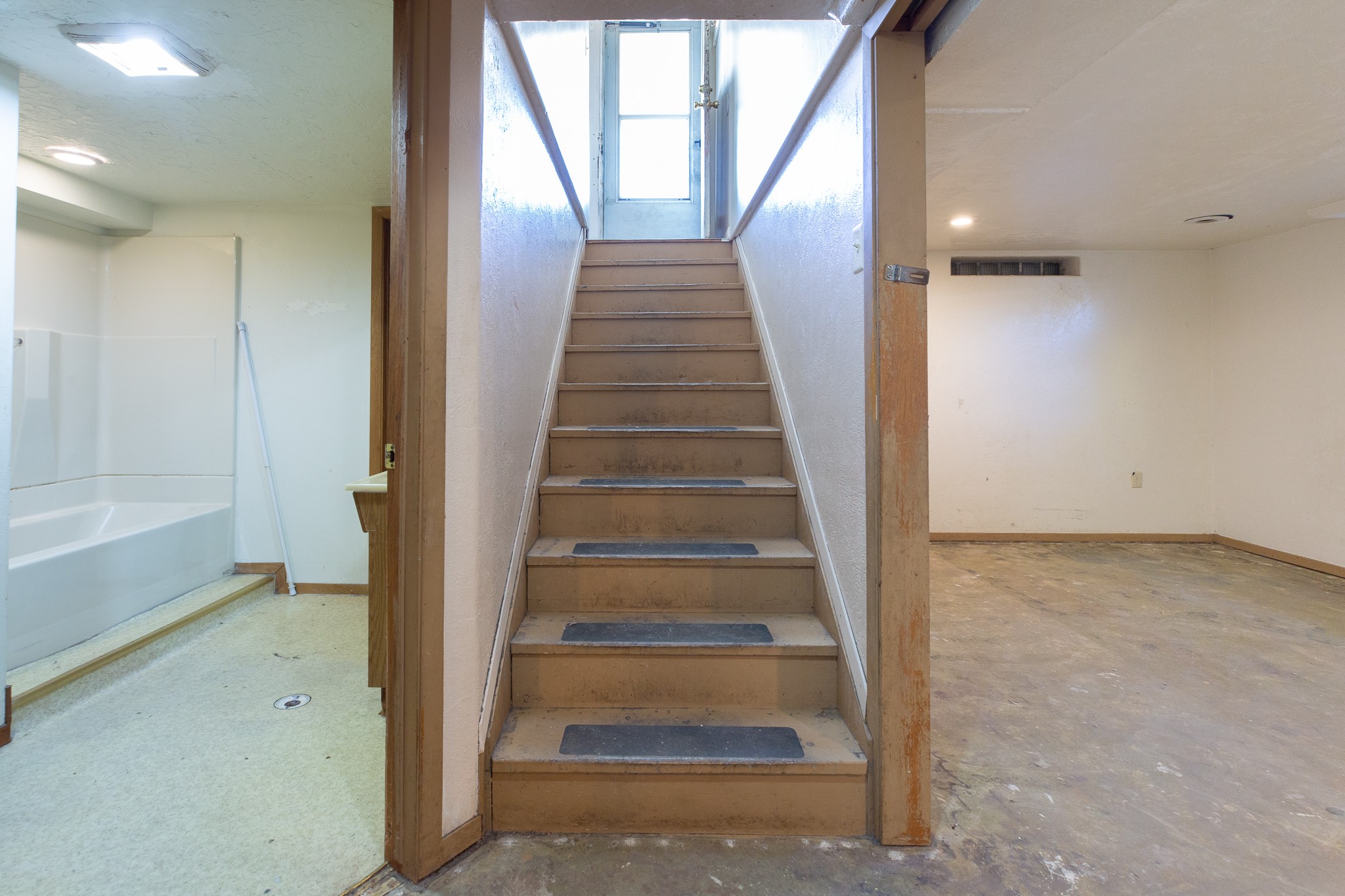 125 W Franklin Street Property Photo 30