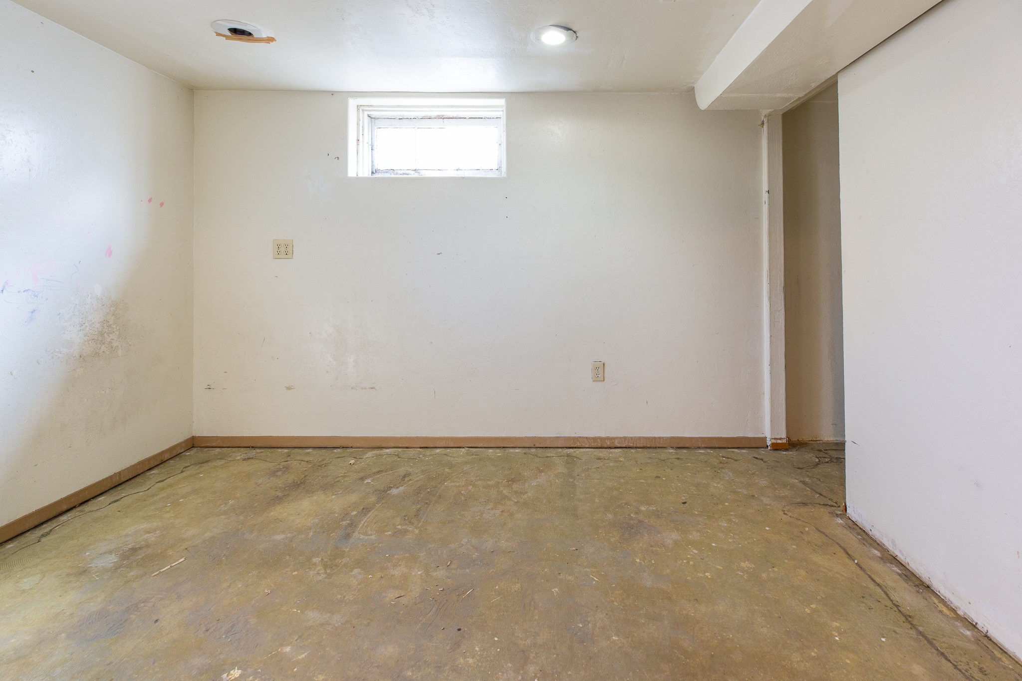 125 W Franklin Street Property Photo 34