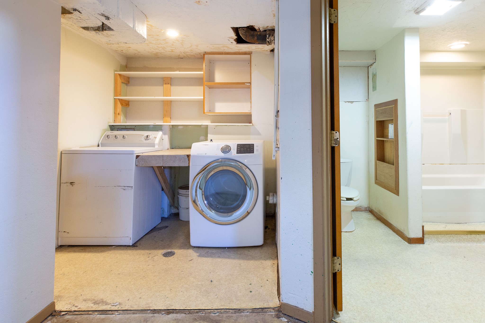 125 W Franklin Street Property Photo 36