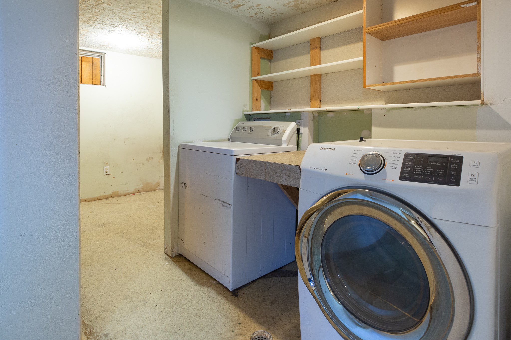 125 W Franklin Street Property Photo 39