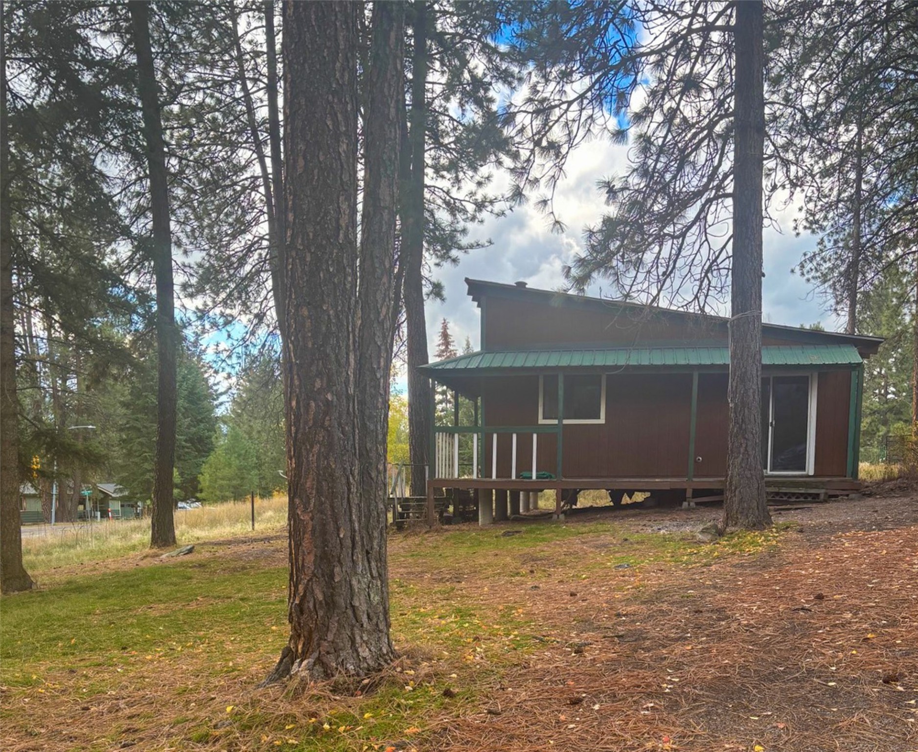 205 Kaniksu Court Property Photo 11