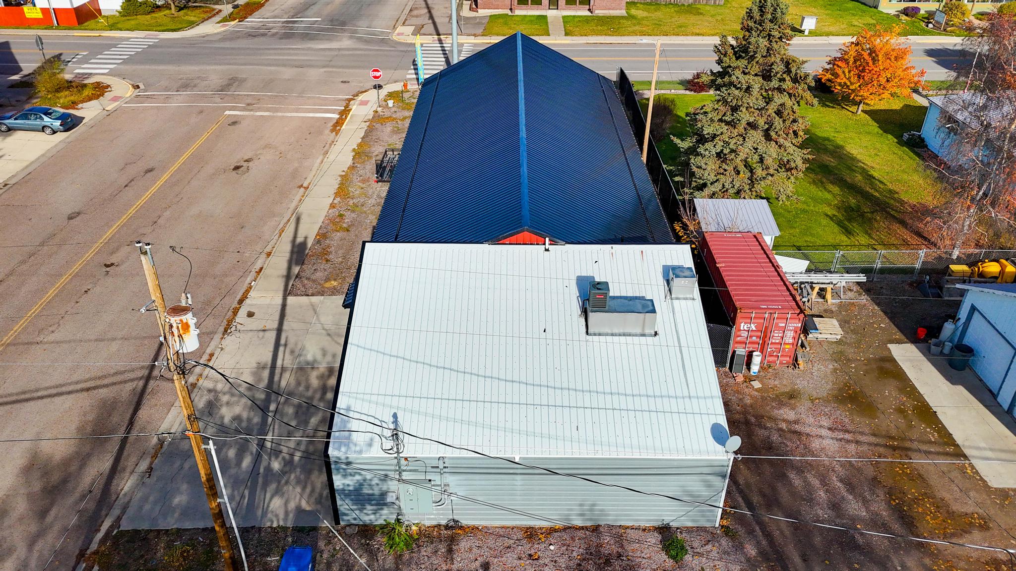 11 7th Avenue W Property Photo 8