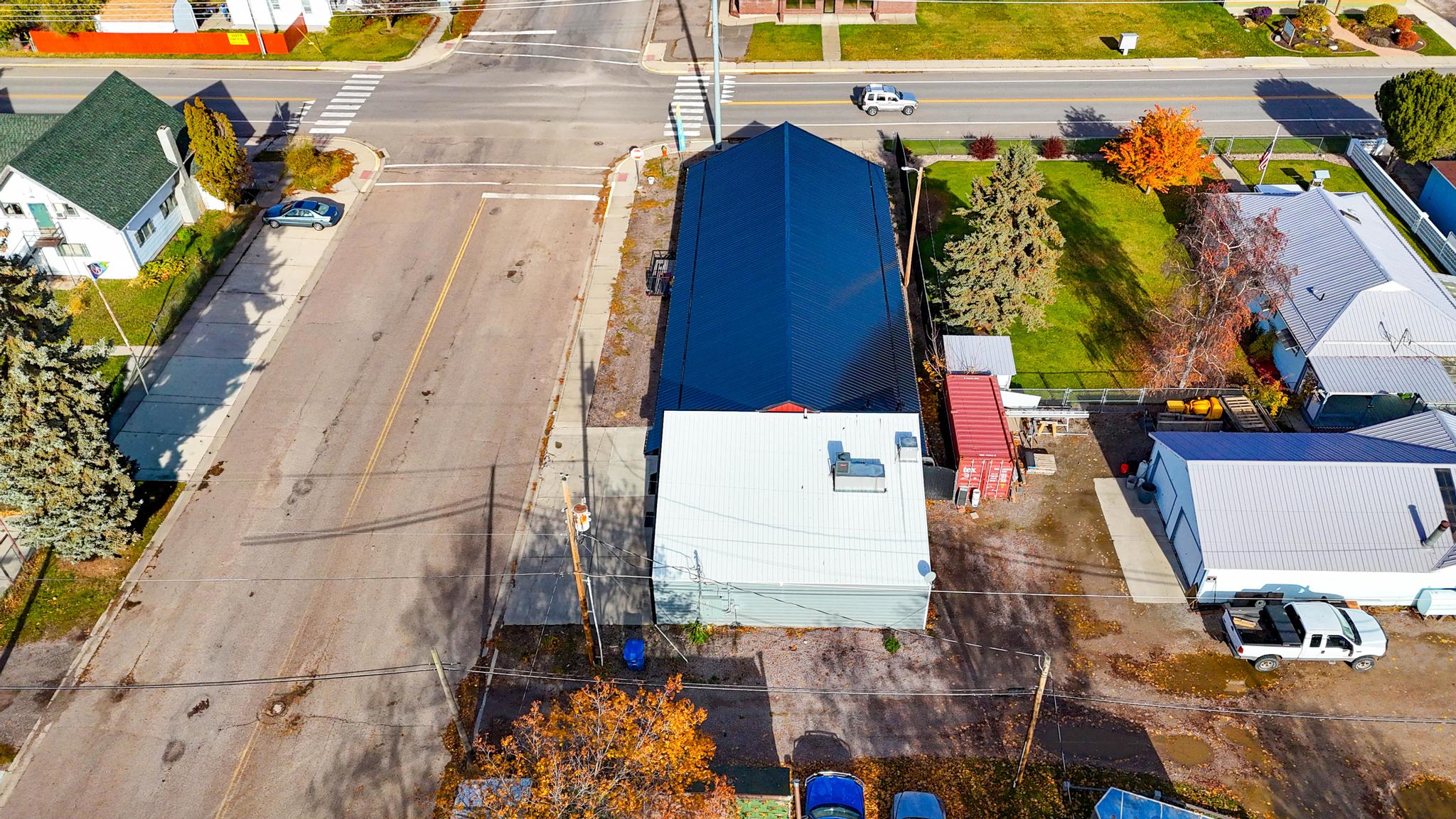11 7th Avenue W Property Photo 9