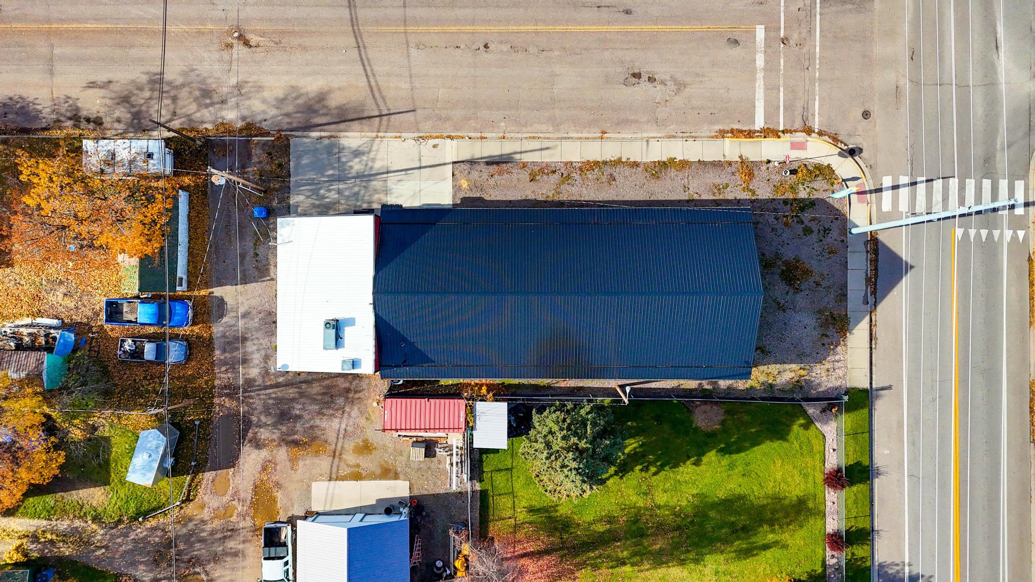 11 7th Avenue W Property Photo 17