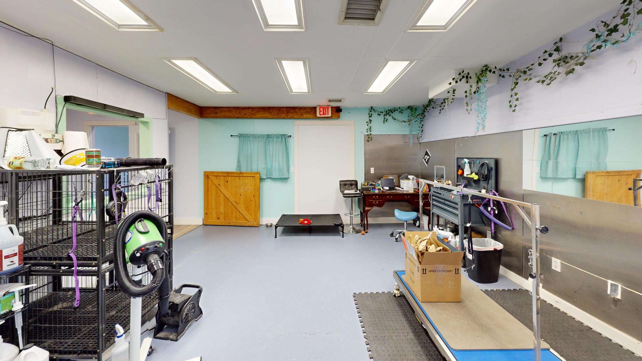 11 7th Avenue W Property Photo 37