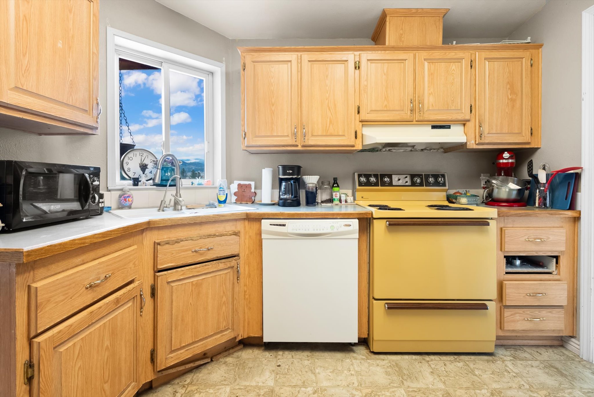 22251 Holy Cross Way Property Photo 11