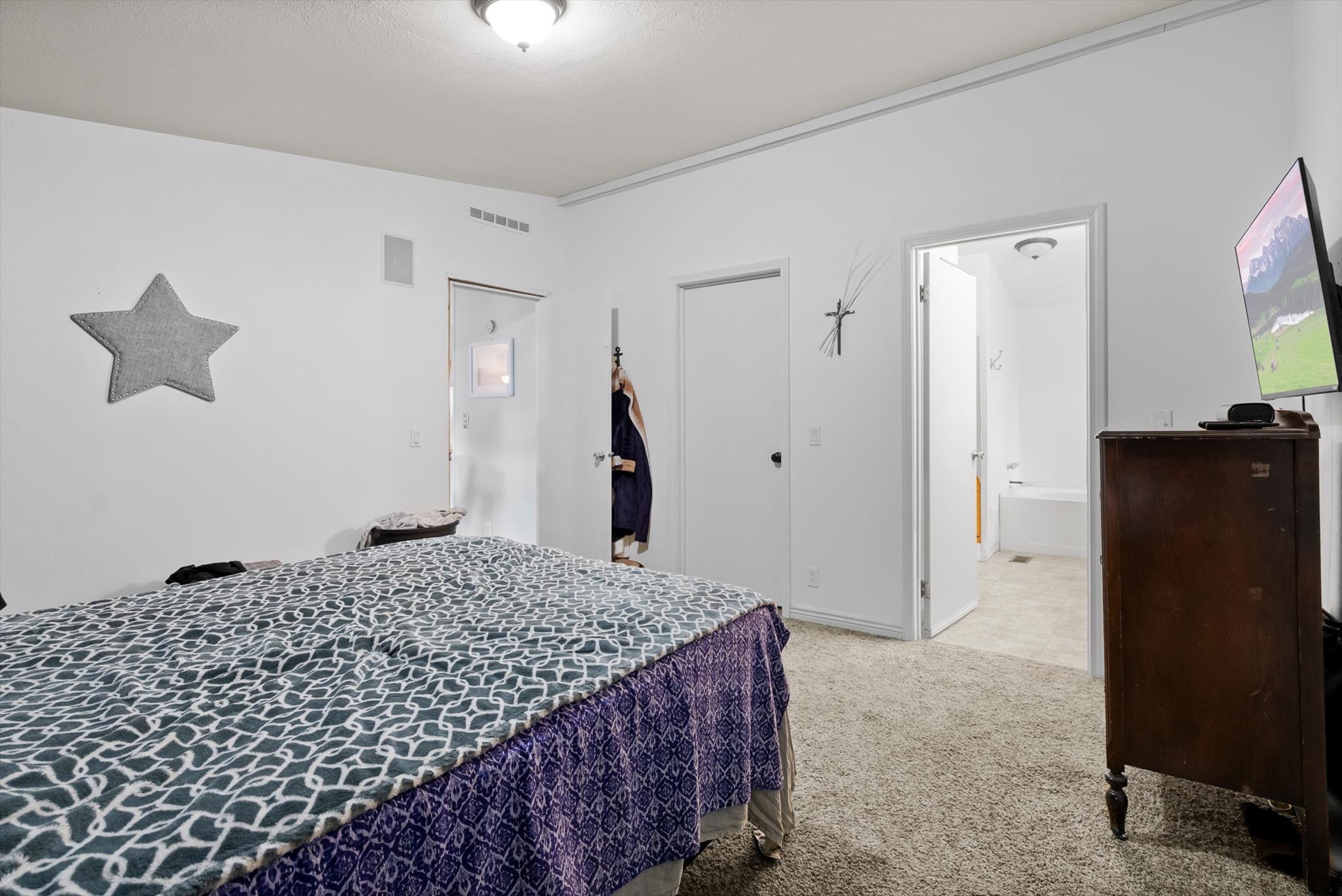 22251 Holy Cross Way Property Photo 25