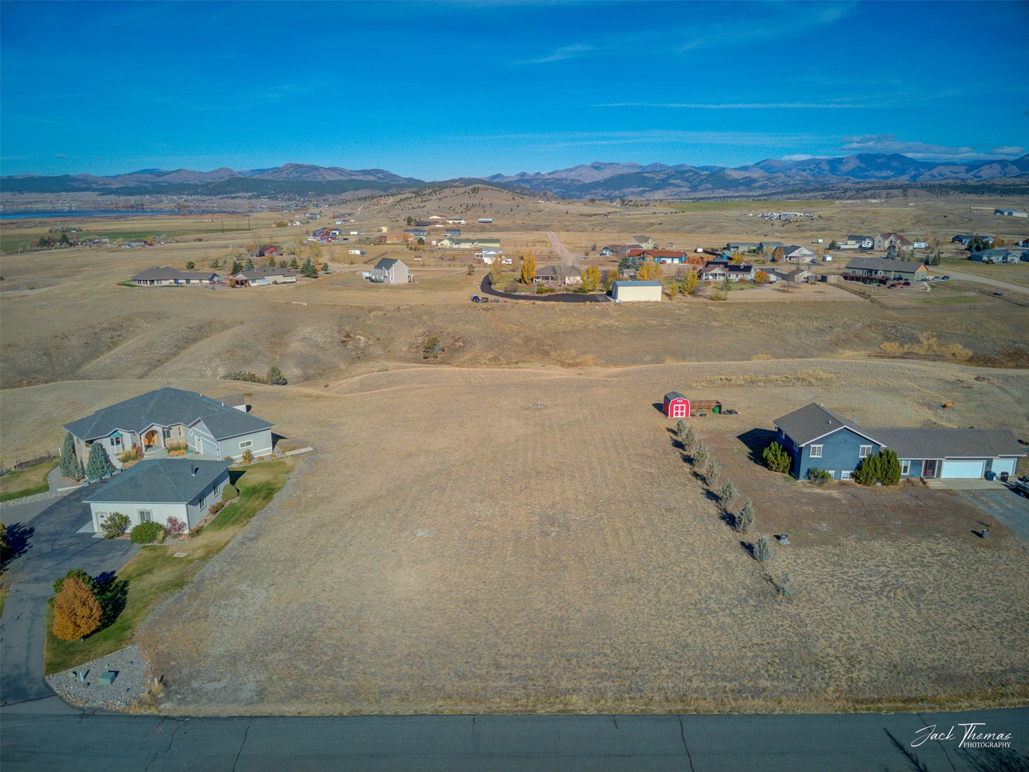 3924 Topaz Court Property Photo 3