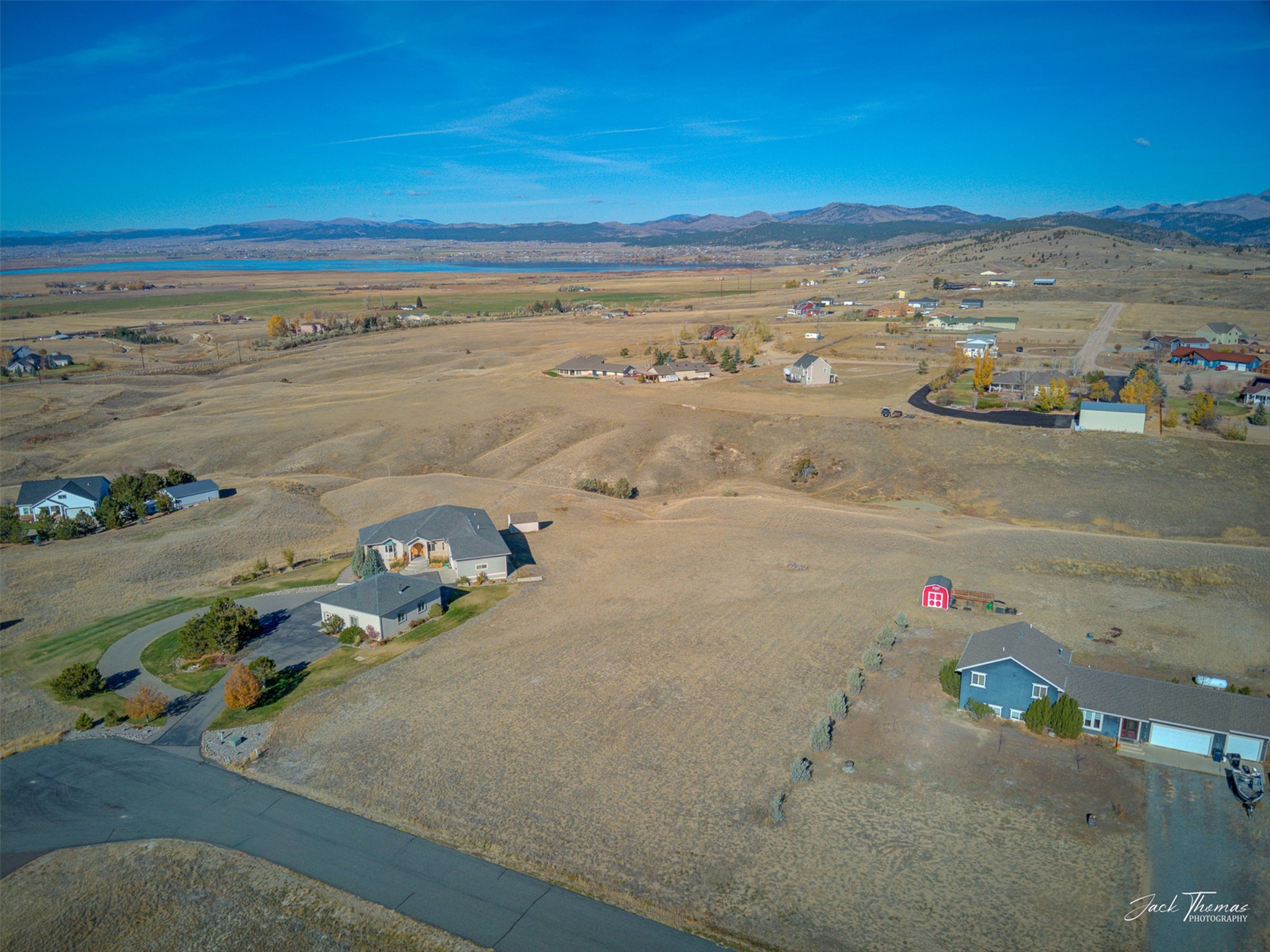 3924 Topaz Court Property Photo 6