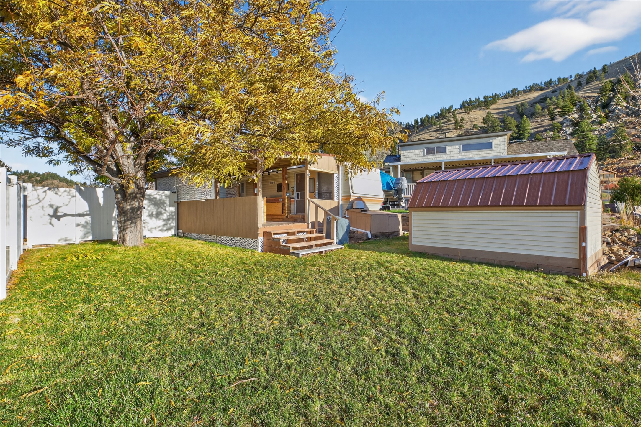 1438 Beartooth Road Property Photo 2