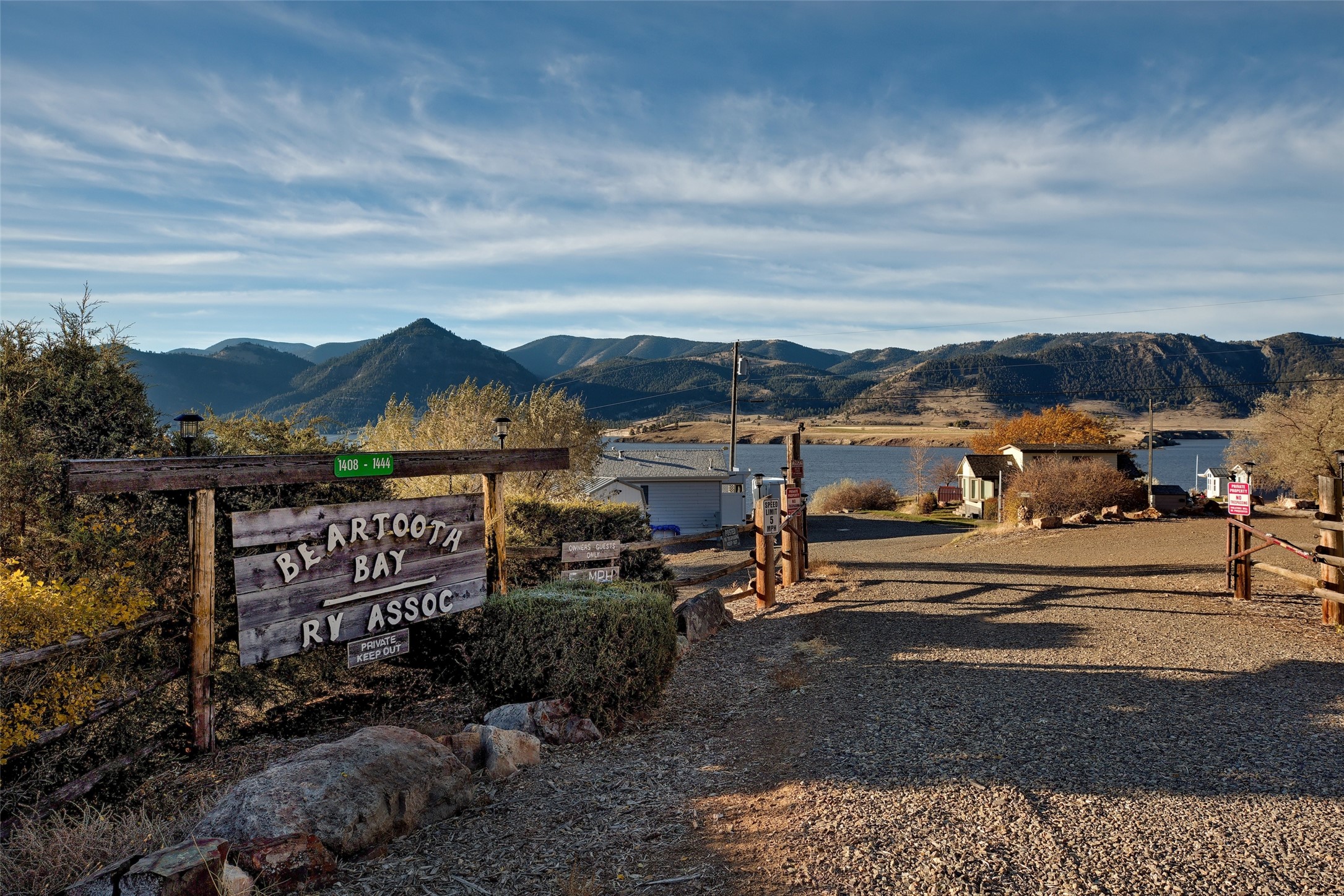 1438 Beartooth Road Property Photo 5