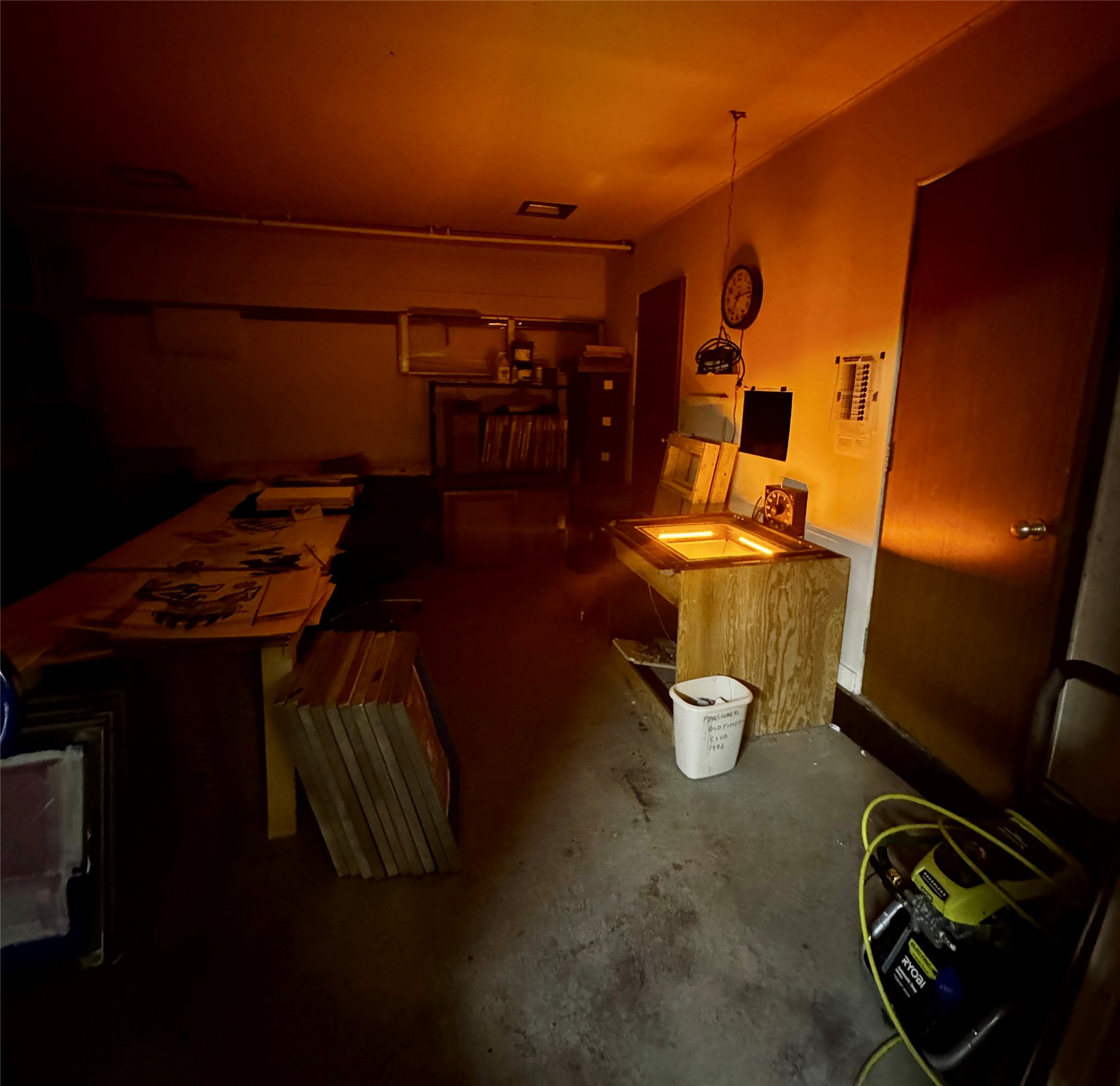 421 E Park Avenue Property Photo 13