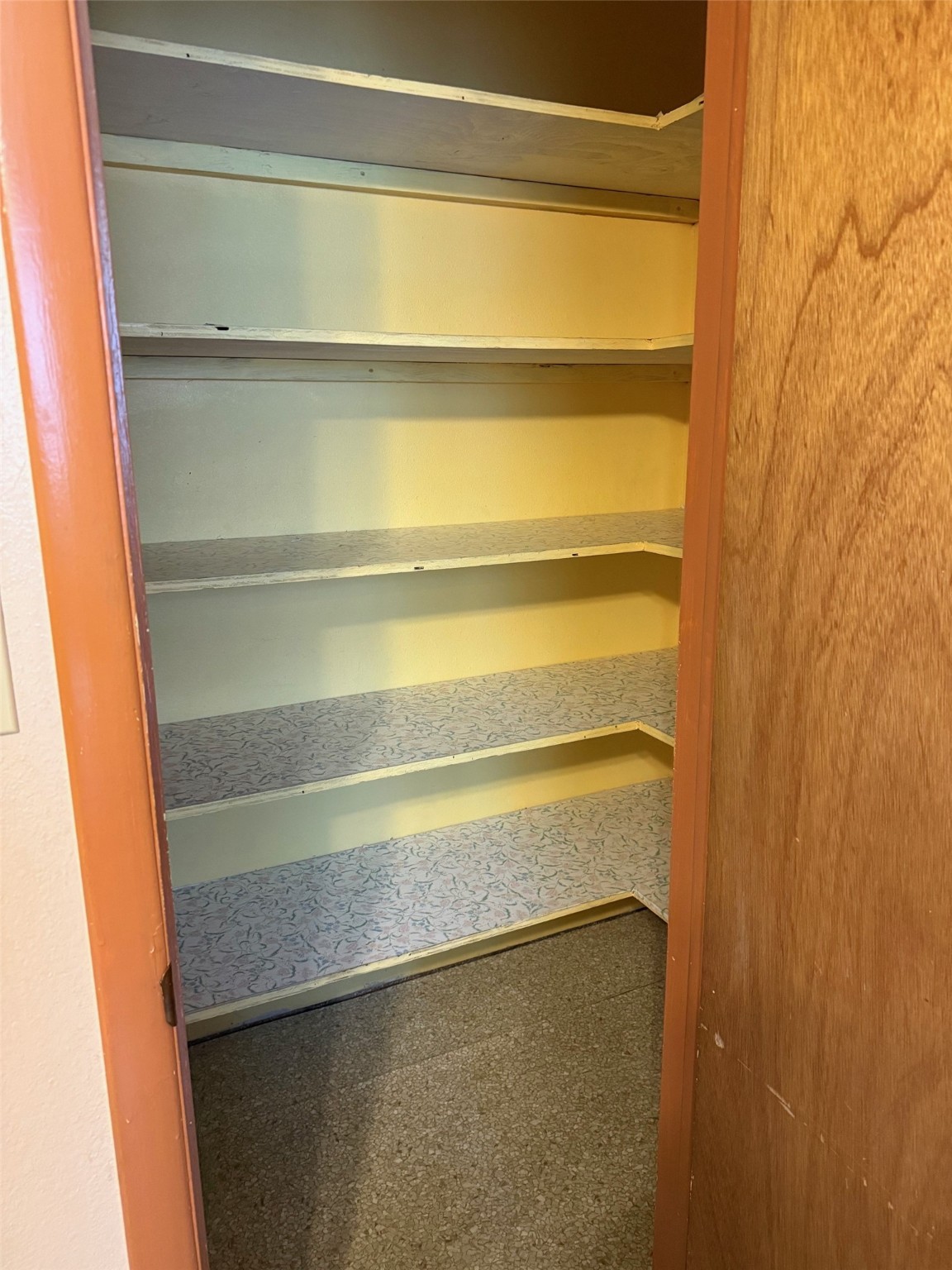 210 E Missoula Avenue Property Photo 16