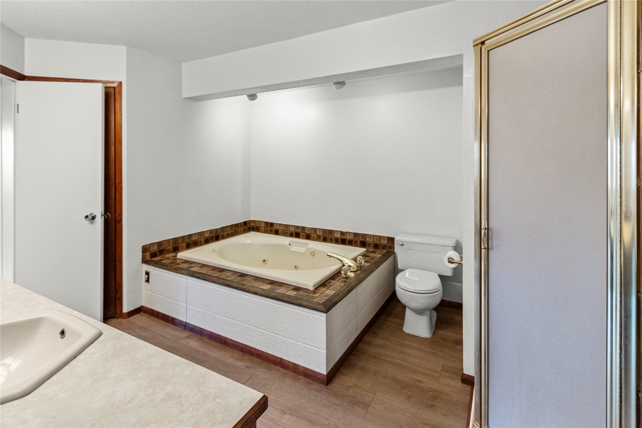 126 Forest Hill Village Property Photo 13