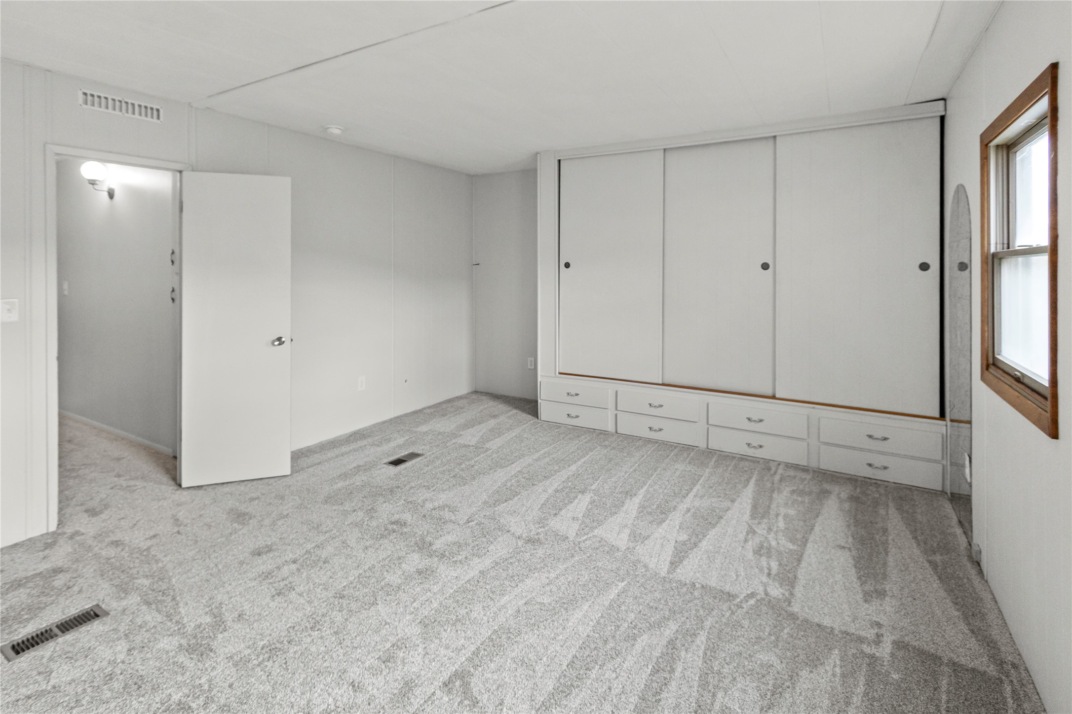126 Forest Hill Village Property Photo 17
