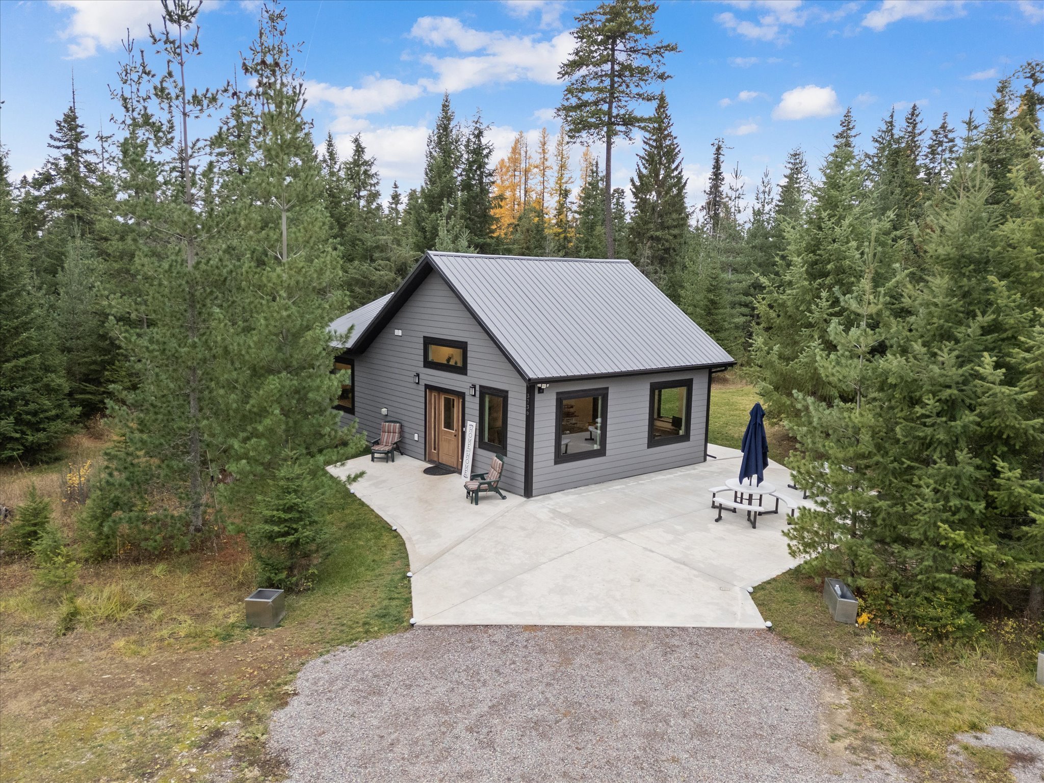 3740 Foothill Road Property Photo 4