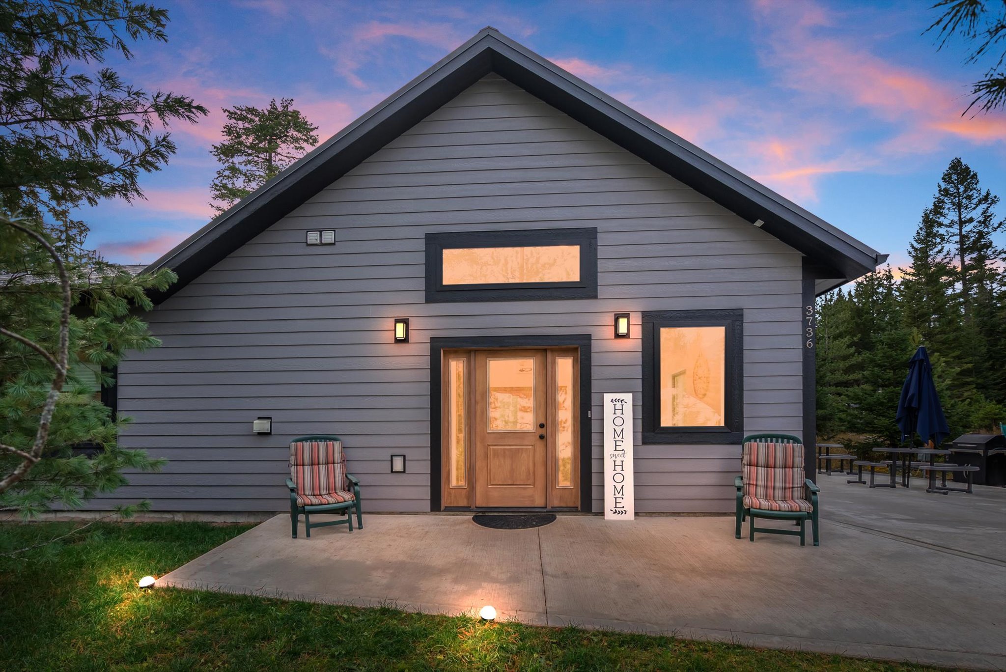 3740 Foothill Road Property Photo 14