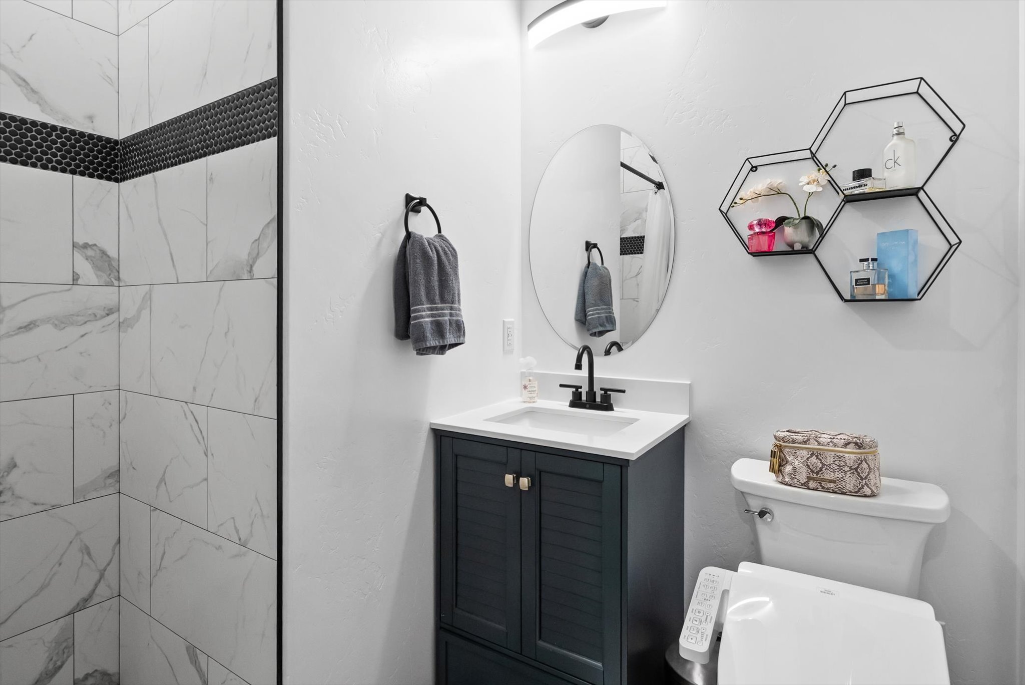 3740 Foothill Road Property Photo 22