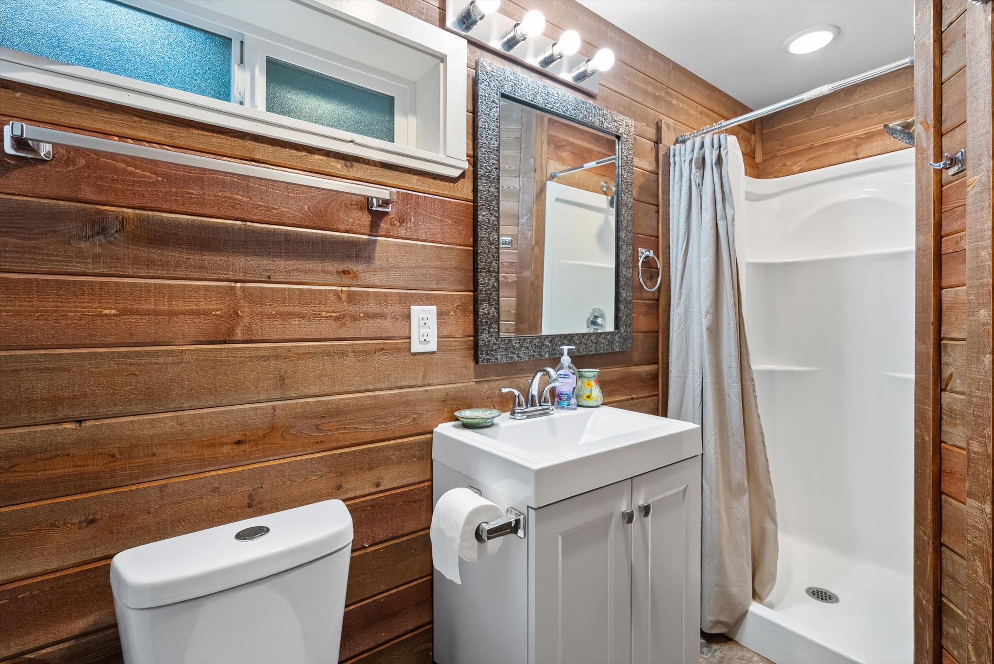 3740 Foothill Road Property Photo 38